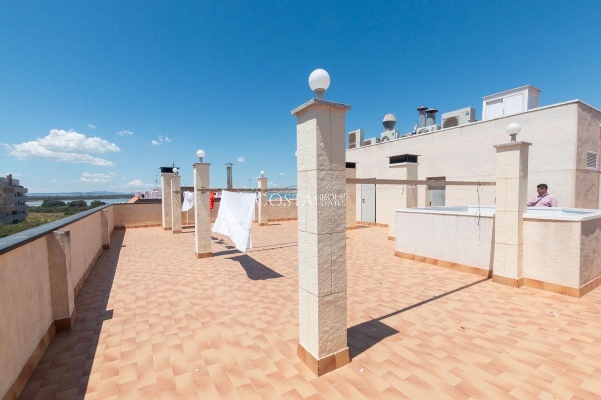 Odsprzedaż - Apartments -
Torrevieja - La Mata