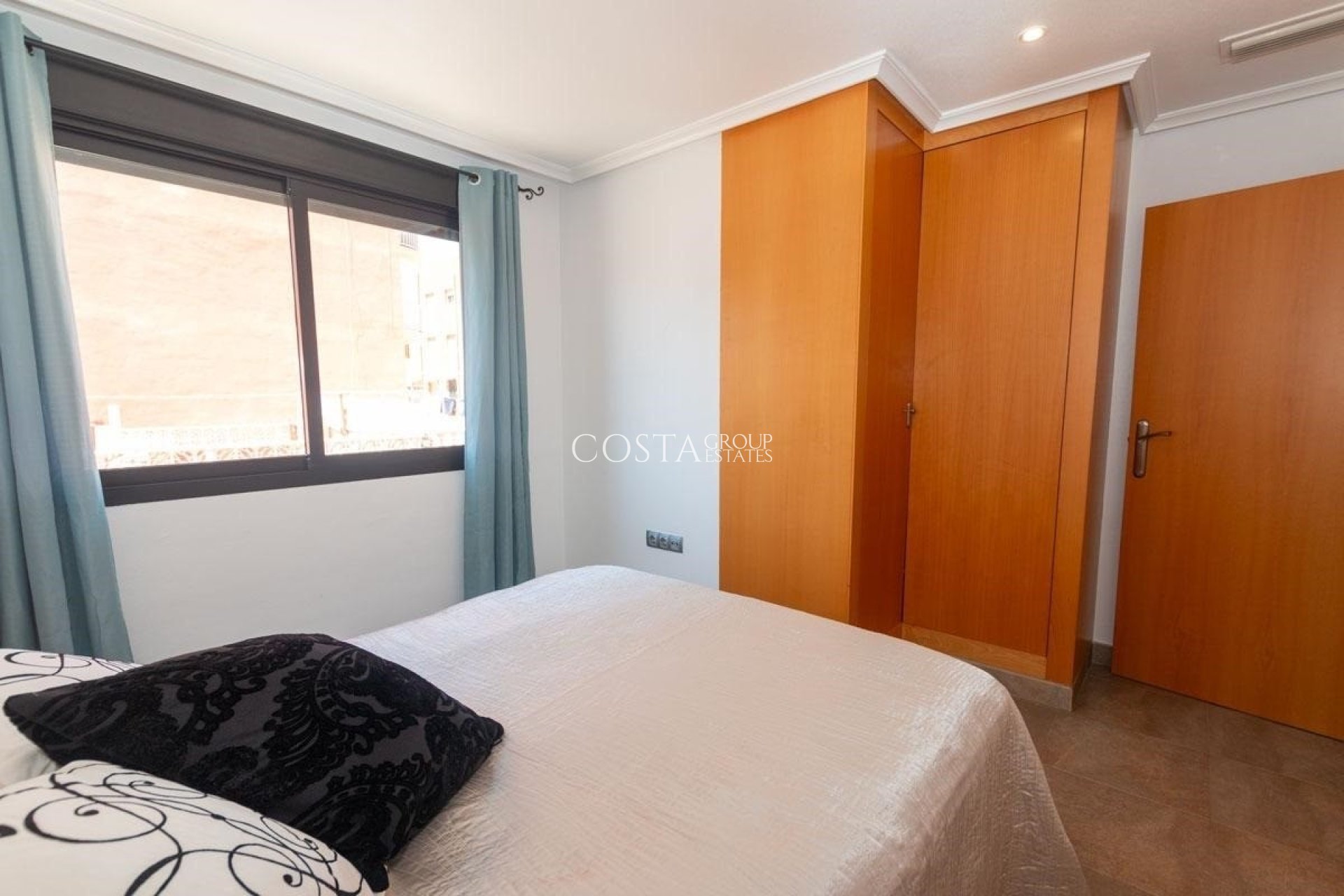 Odsprzedaż - Apartments -
Torrevieja - La Mata