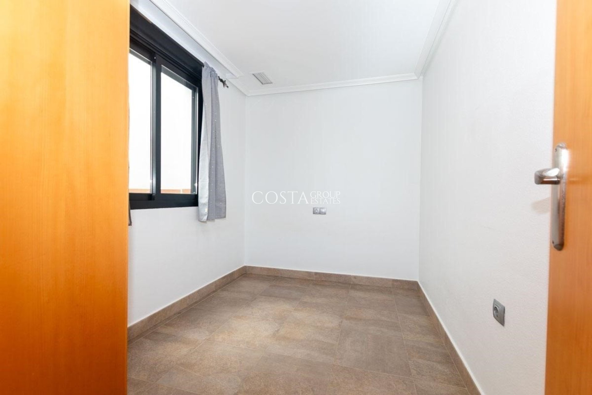 Odsprzedaż - Apartments -
Torrevieja - La Mata