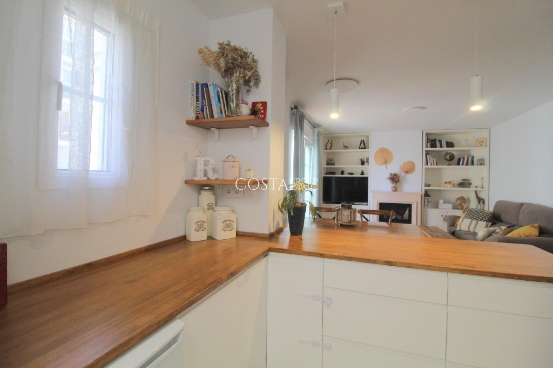 Odsprzedaż - Apartments -
Torrevieja - La Veleta