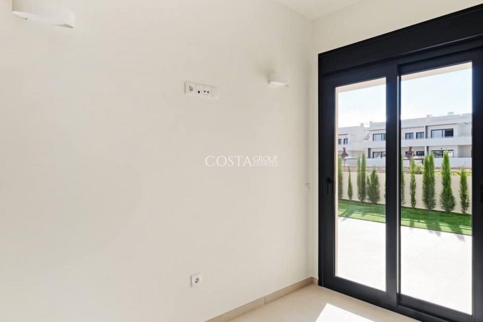 Odsprzedaż - Apartments -
Torrevieja - La Veleta