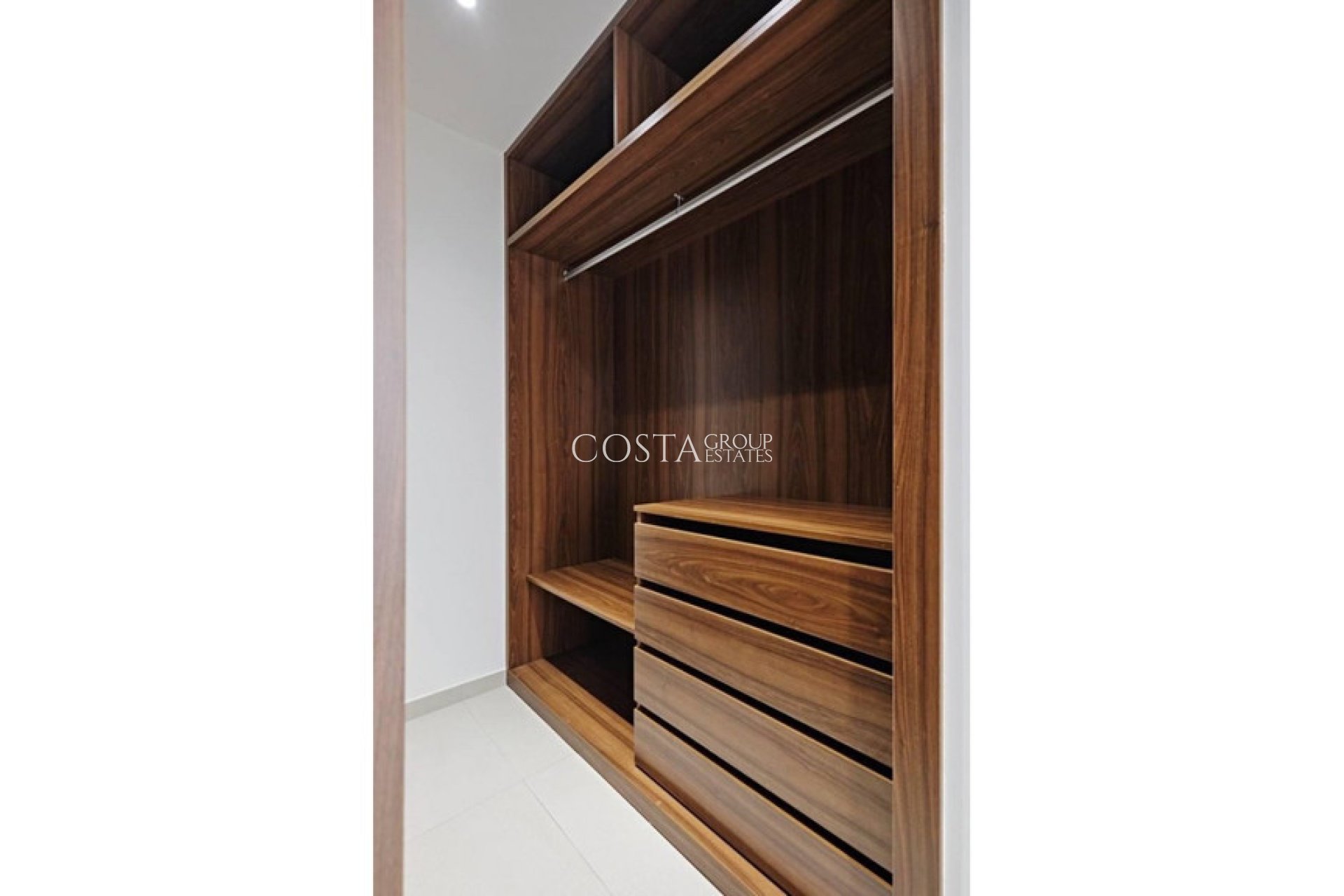 Odsprzedaż - Apartments -
Torrevieja - La Veleta