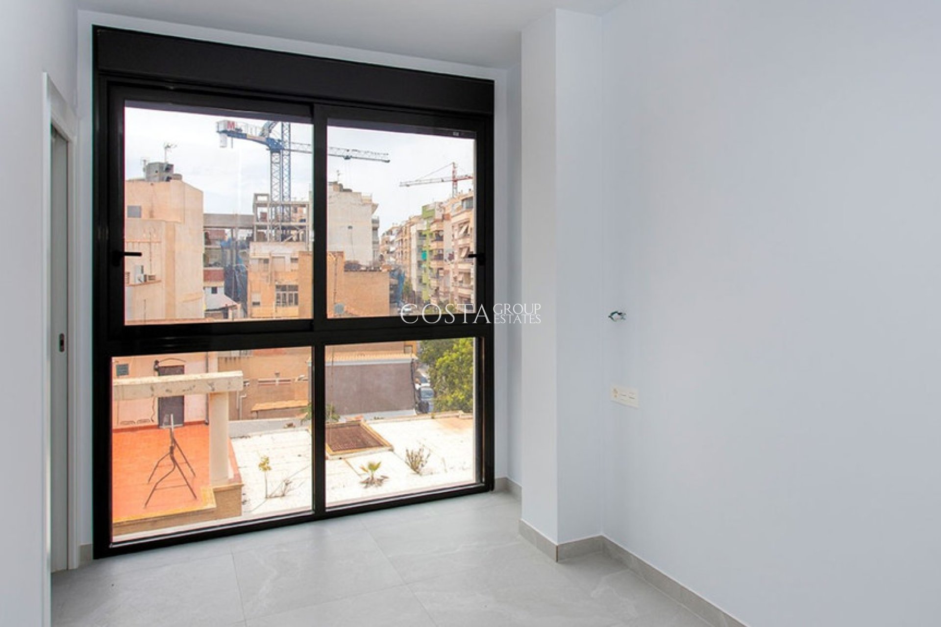 Odsprzedaż - Apartments -
Torrevieja - Playa del Cura