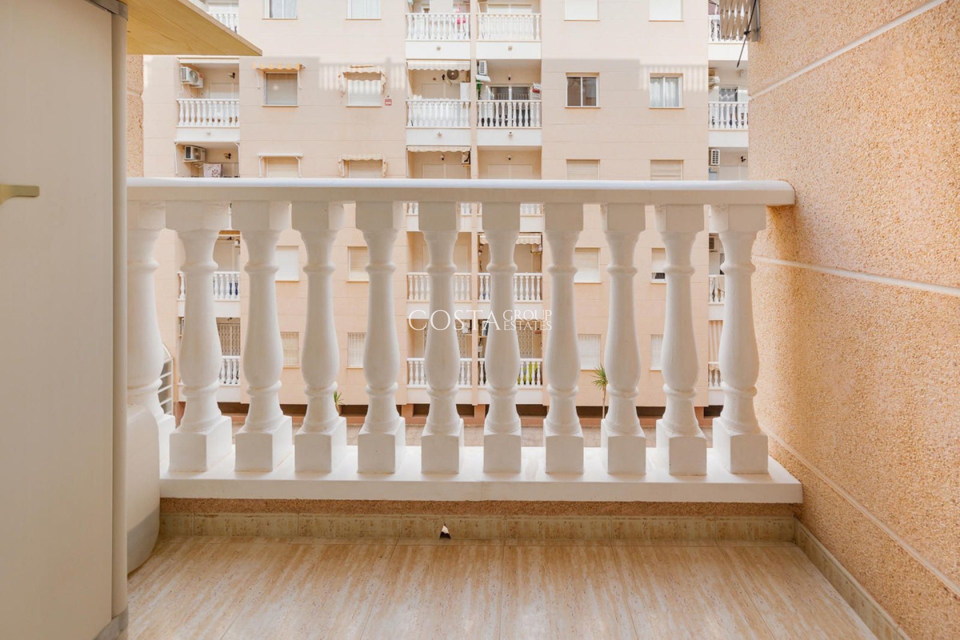 Odsprzedaż - Apartments -
Torrevieja - Playa del Cura