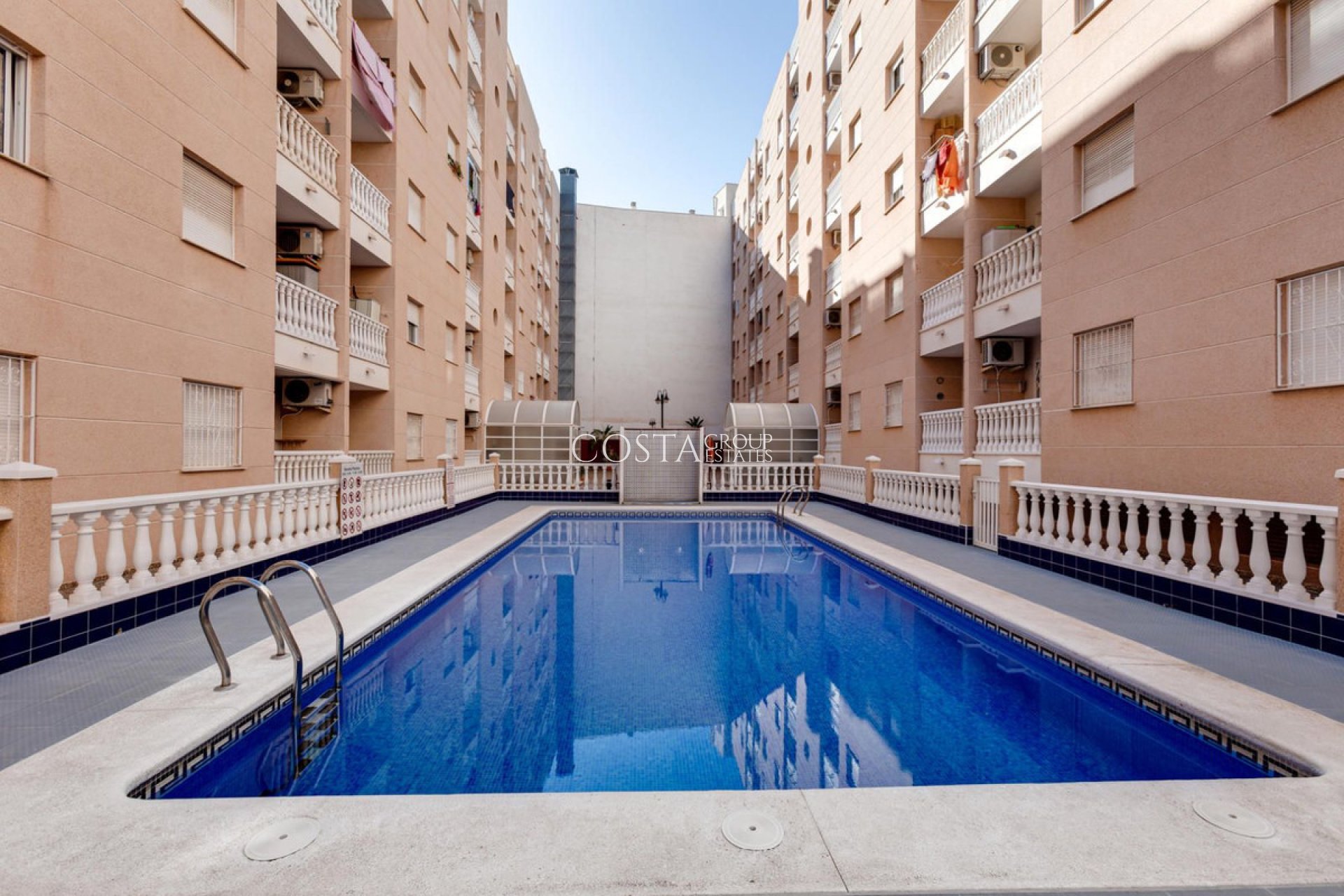 Odsprzedaż - Apartments -
Torrevieja - Playa del Cura