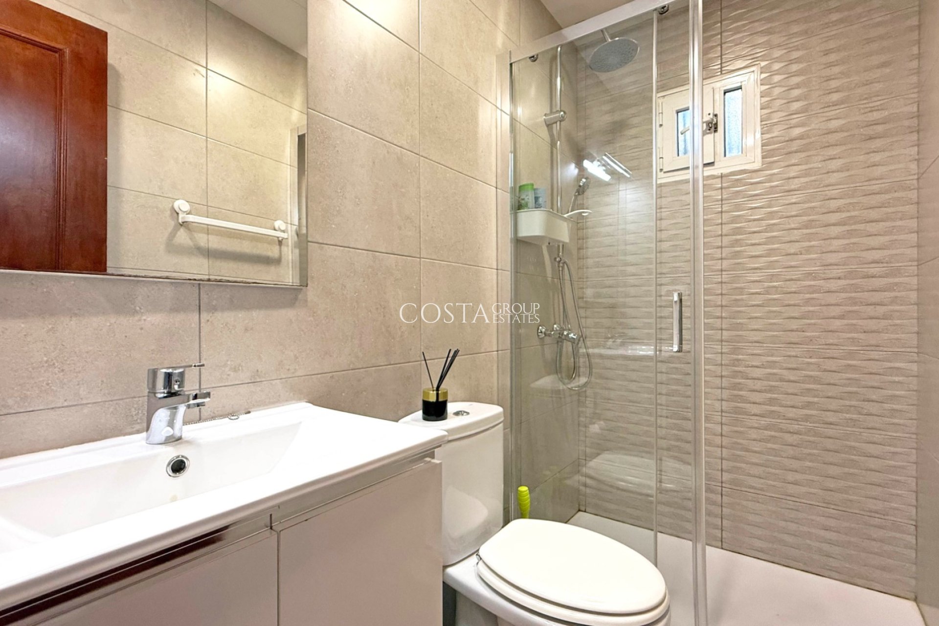 Odsprzedaż - Apartments -
Torrevieja - Torrelamata - La Mata
