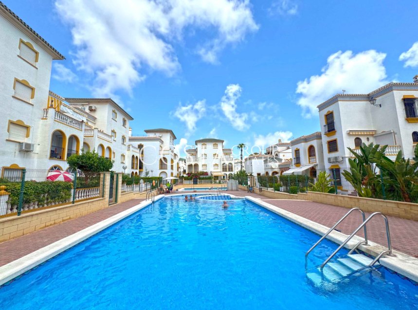 Odsprzedaż - Apartments -
Torrevieja - Torrelamata - La Mata