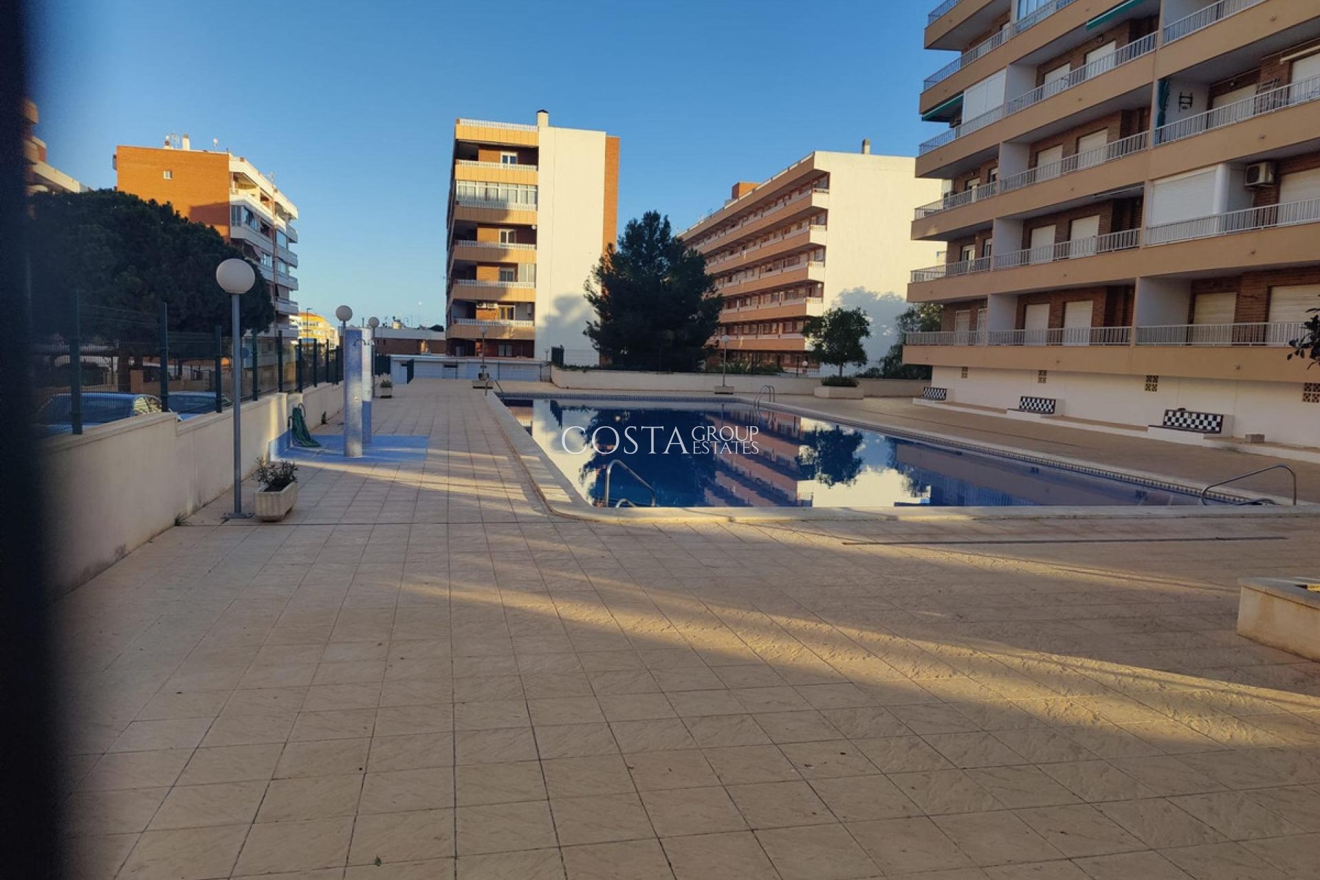 Odsprzedaż - Apartments -
Torrevieja - Torrevieja Centro
