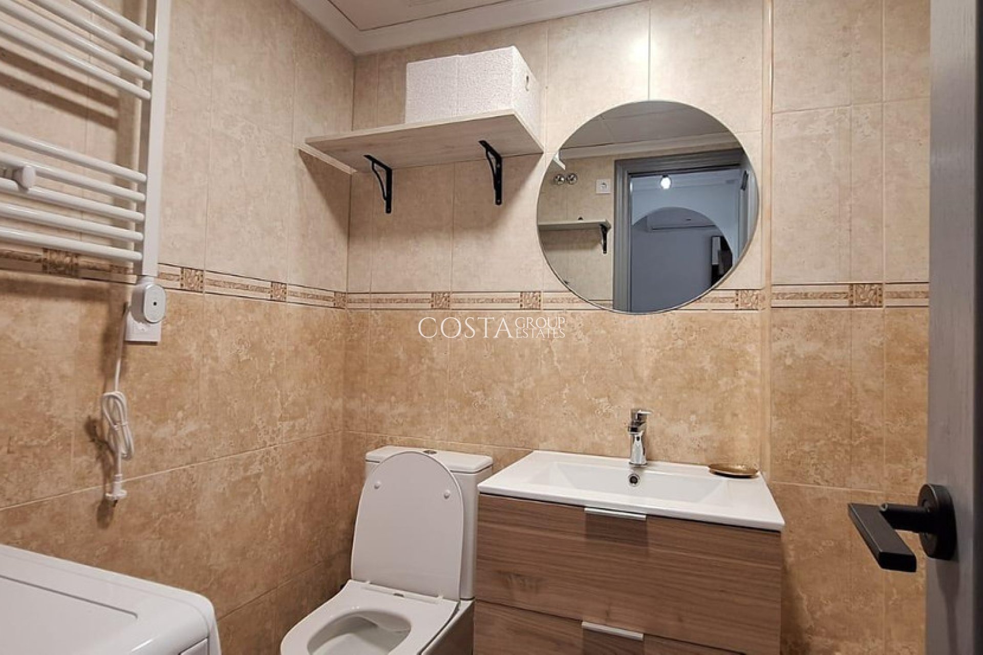 Odsprzedaż - Apartments -
Torrevieja - Torrevieja Centro