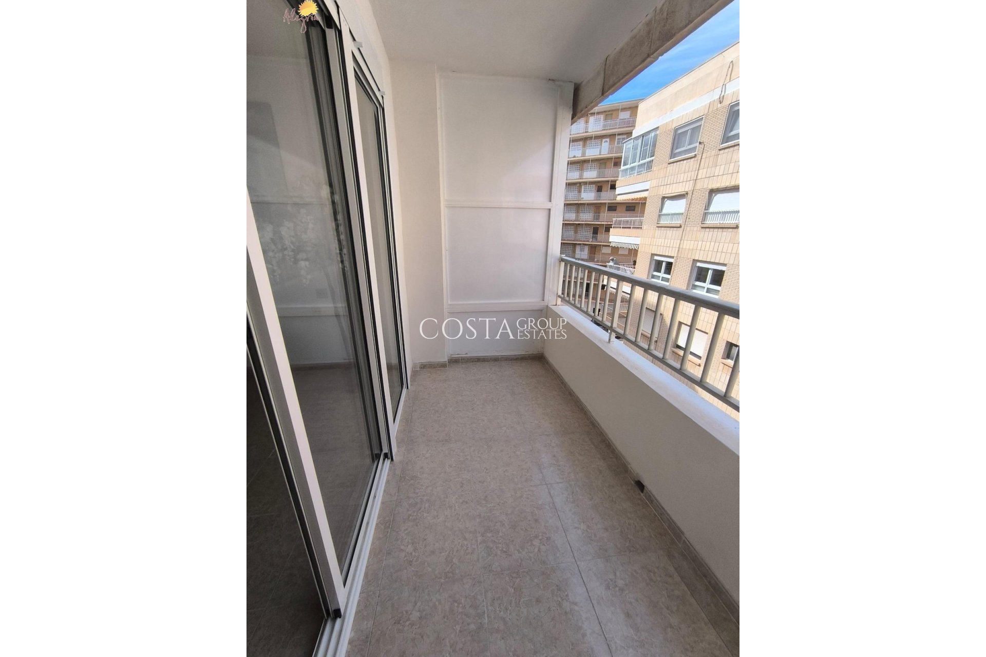 Odsprzedaż - Apartments -
Torrevieja - Torrevieja Centro