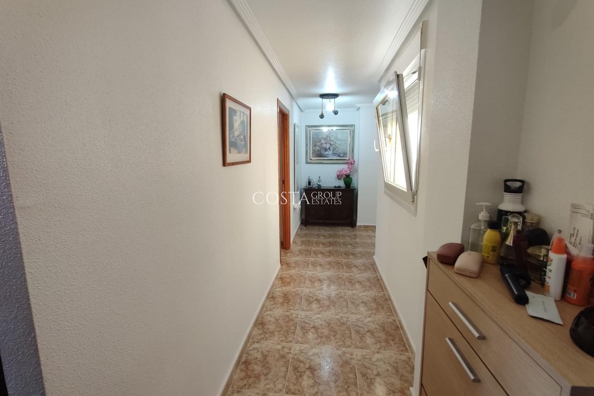 Odsprzedaż - Apartments -
Torrevieja - Torrevieja Centro