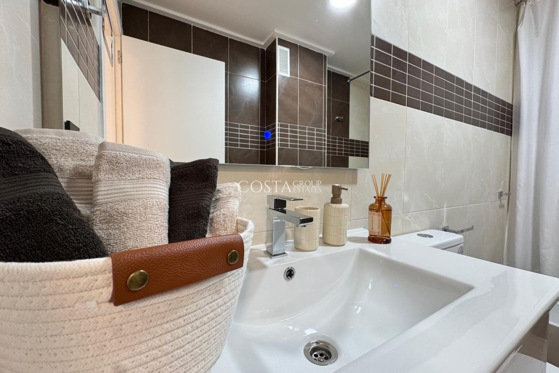 Odsprzedaż - Apartments -
Torrevieja - Torrevieja Centro