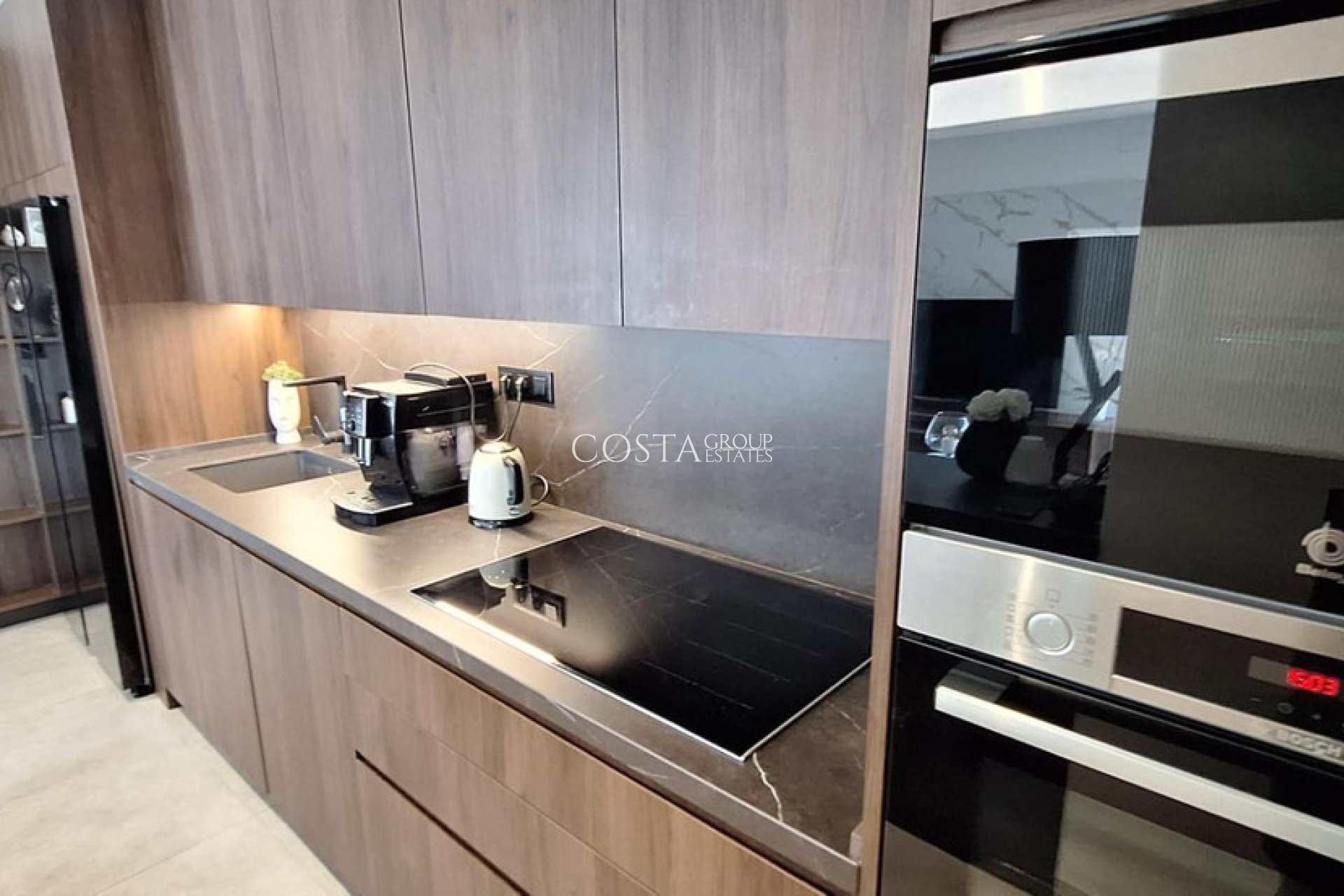 Odsprzedaż - Apartments -
Torrevieja - Torrevieja Centro