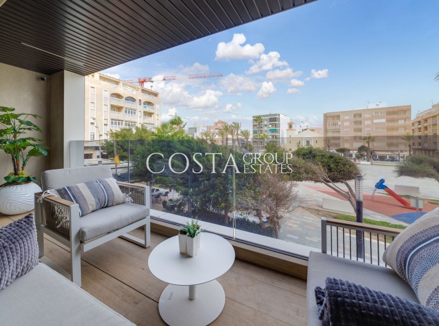 Odsprzedaż - Apartments -
Torrevieja - Torrevieja Centro