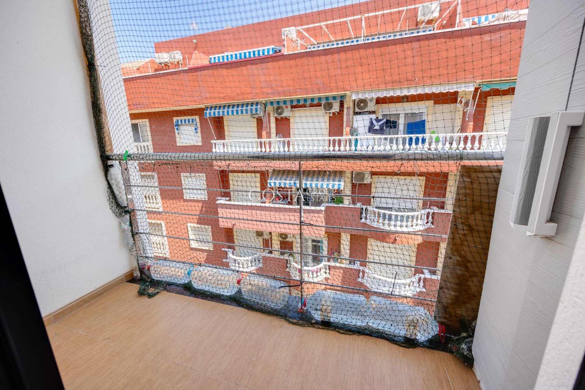 Odsprzedaż - Apartments -
Torrevieja - Torrevieja Centro