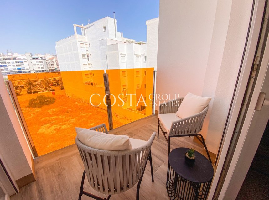 Odsprzedaż - Apartments -
Torrevieja - Torrevieja Centro