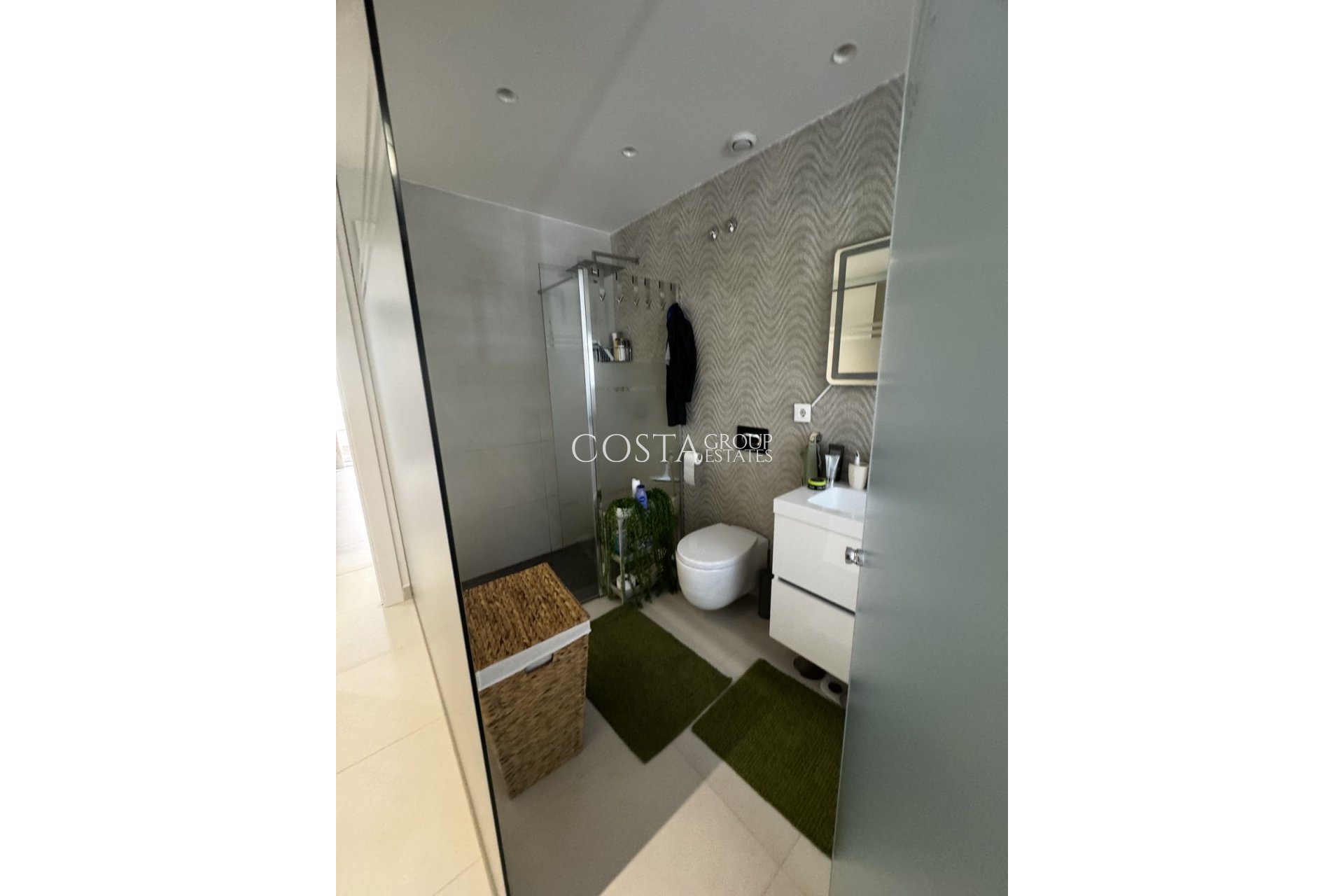 Odsprzedaż - Apartments -
Torrevieja - Torrevieja Centro