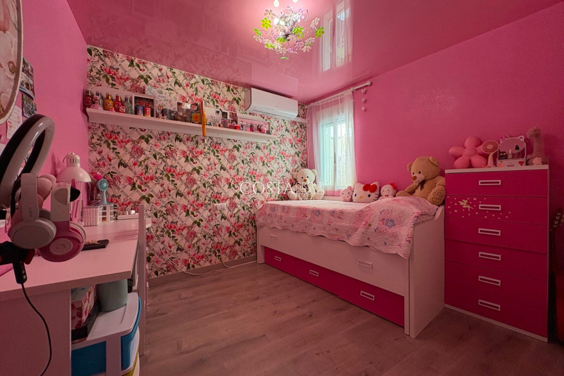 Odsprzedaż - Apartments -
Torrevieja - Torrevieja Centro