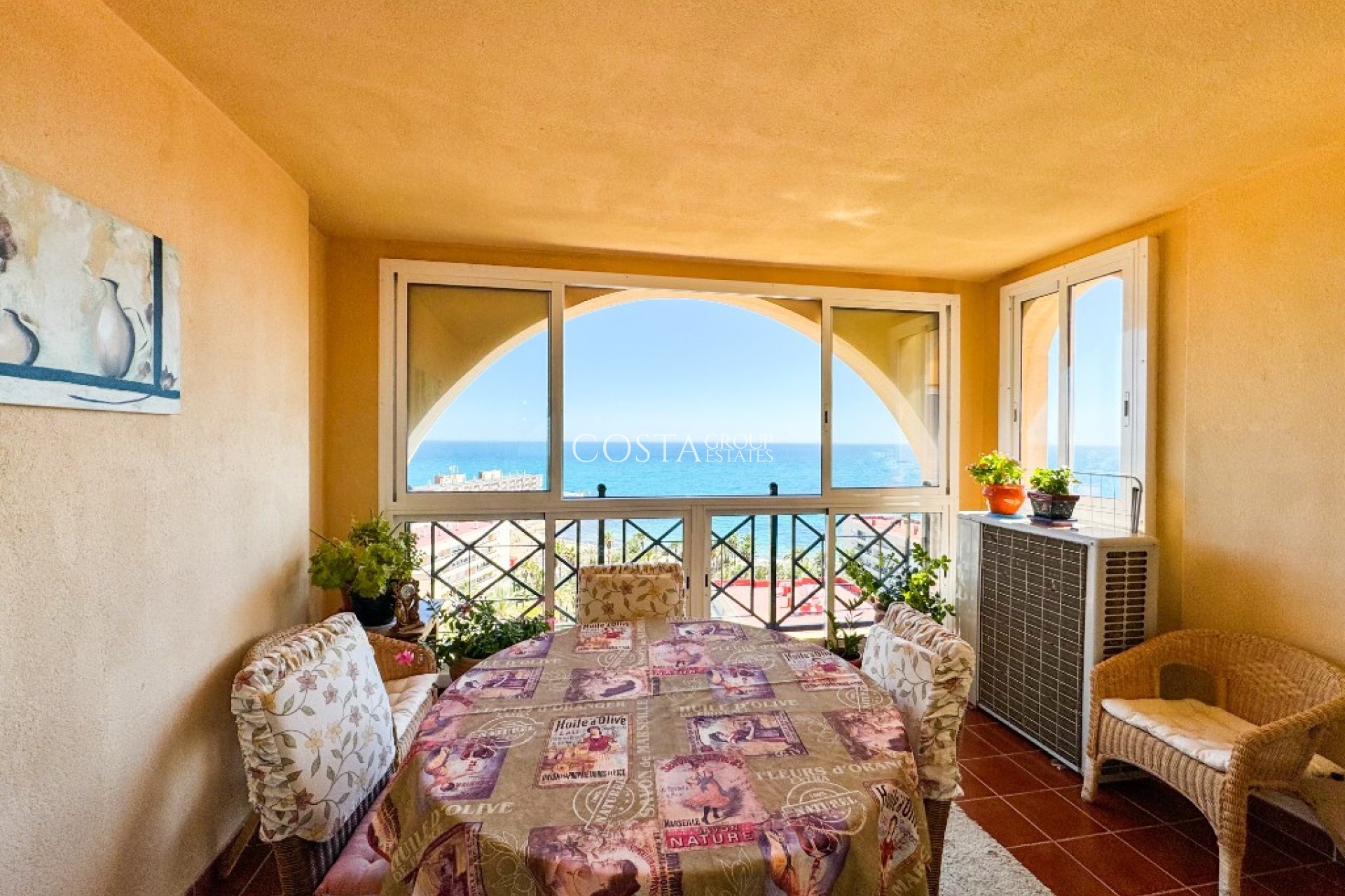 Odsprzedaż - Apartments -
Torrevieja - Torrevieja Centro