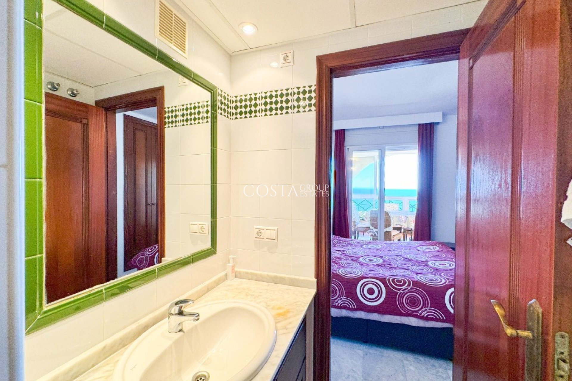 Odsprzedaż - Apartments -
Torrevieja - Torrevieja Centro