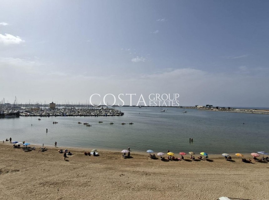 Odsprzedaż - Apartments -
Torrevieja - Torrevieja Centro