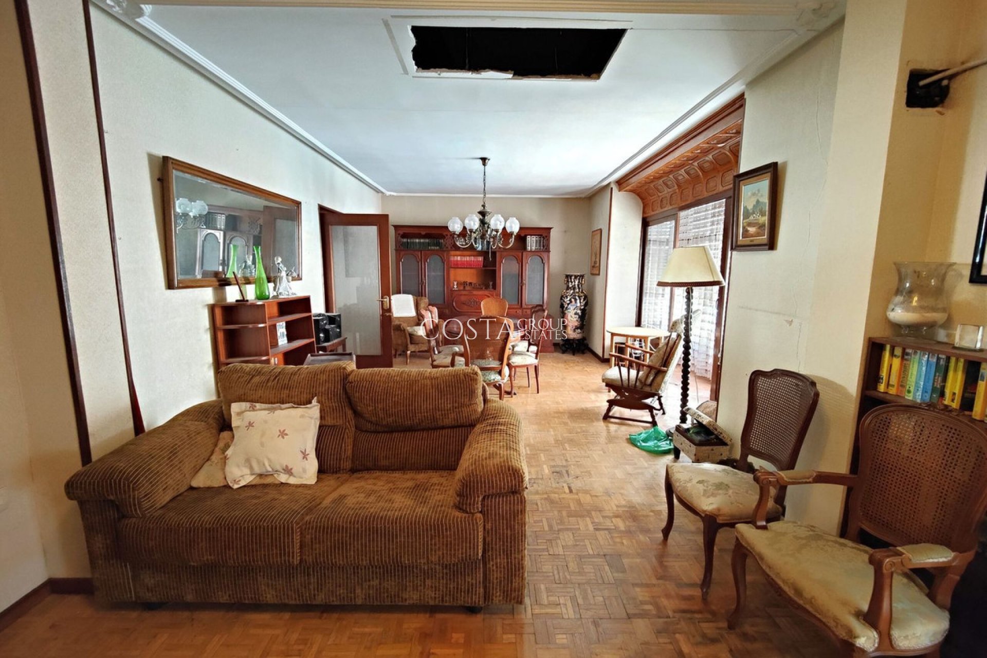 Odsprzedaż - Apartments -
Torrevieja - Torrevieja Centro