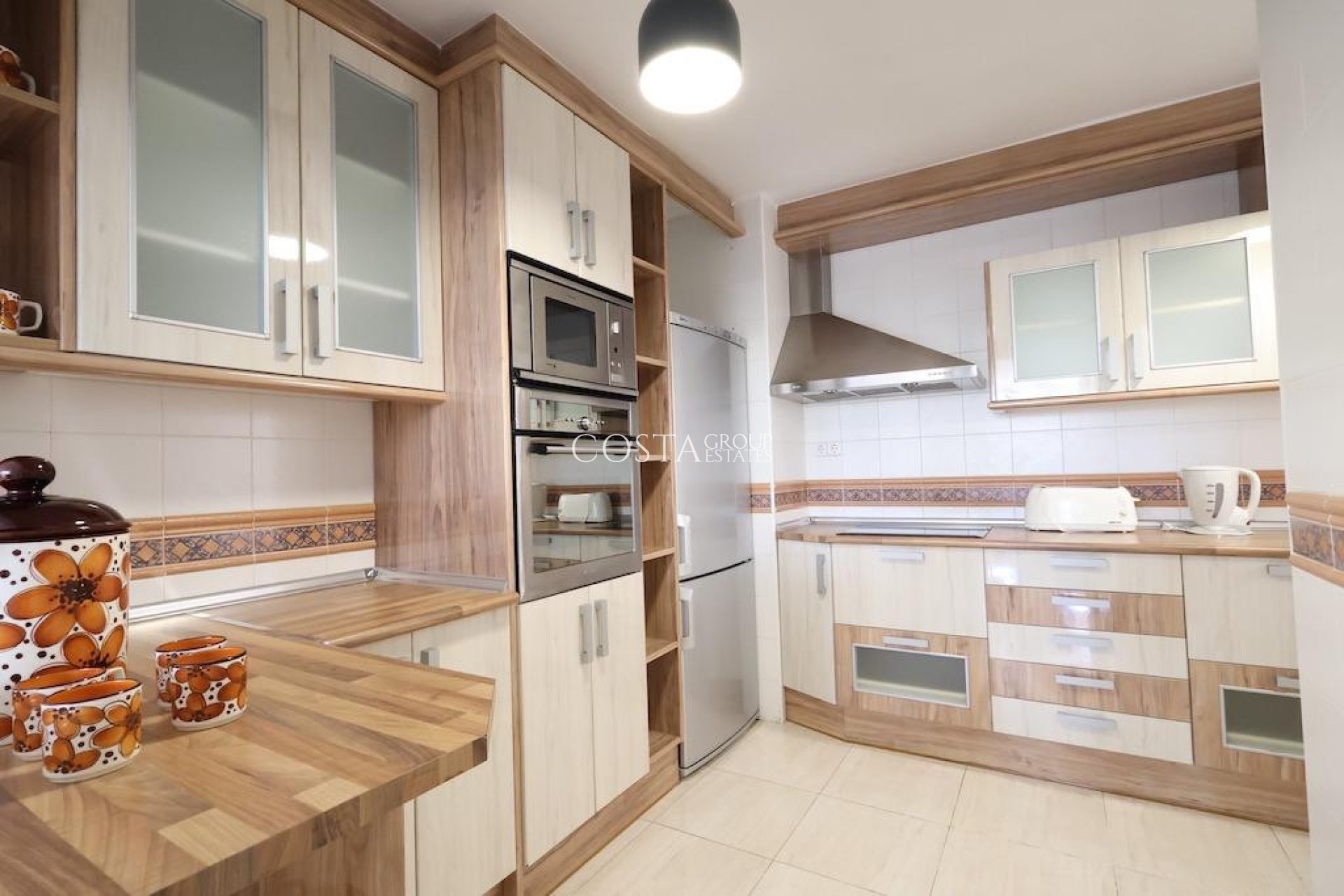 Odsprzedaż - Apartments -
Torrevieja - Torrevieja Centro