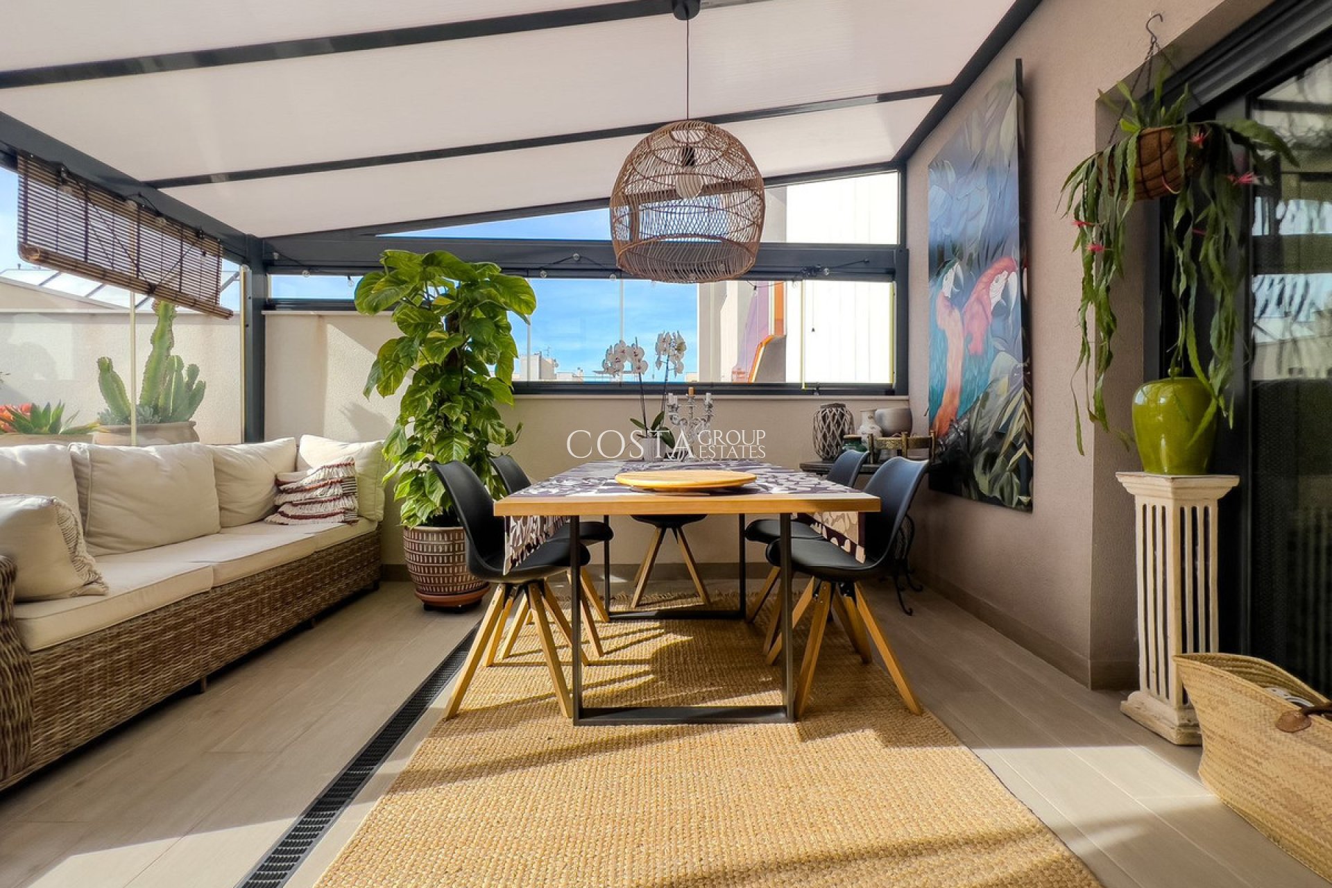 Odsprzedaż - Apartments -
Torrevieja - Torrevieja Centro