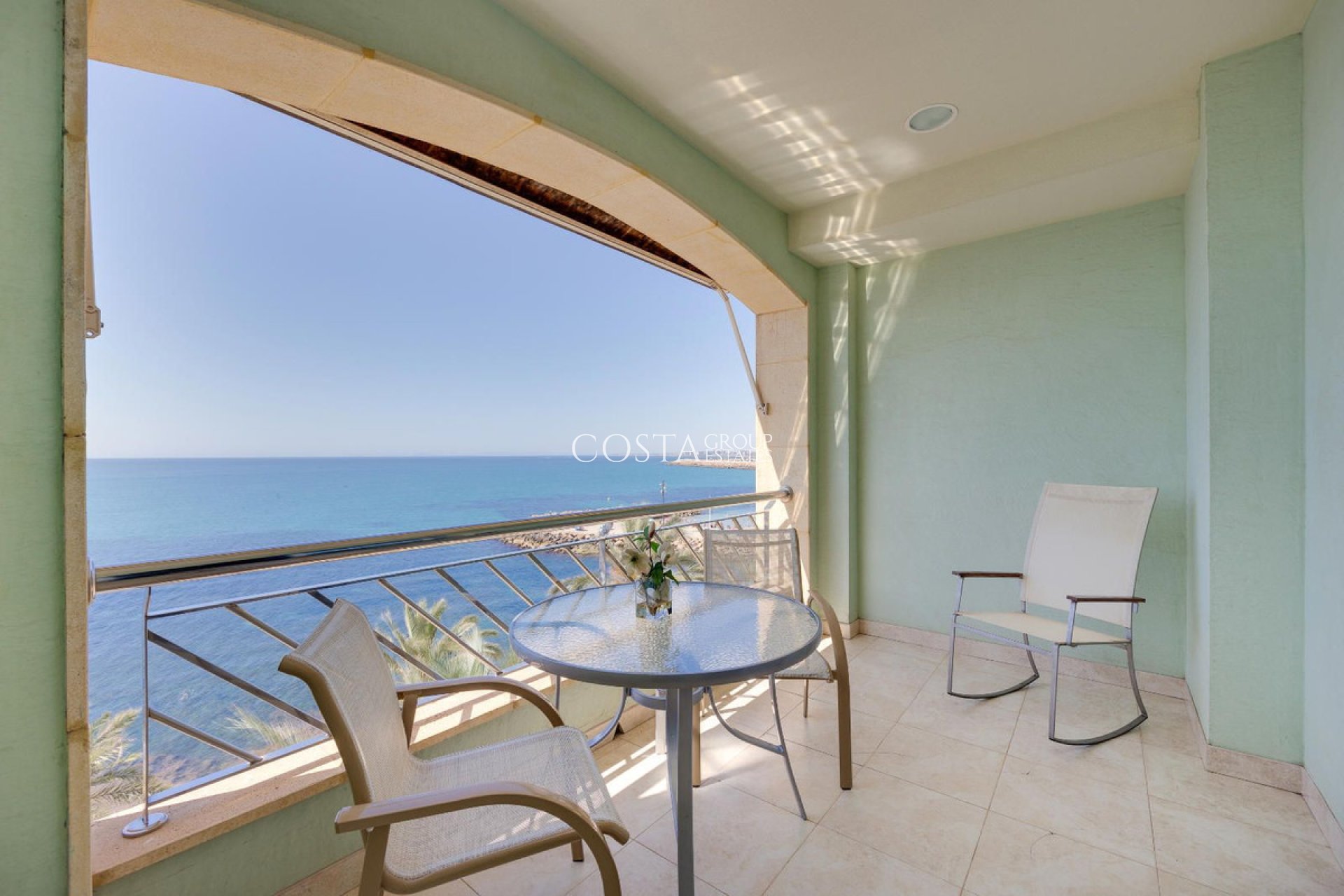 Odsprzedaż - Apartments -
Torrevieja - Torrevieja Centro