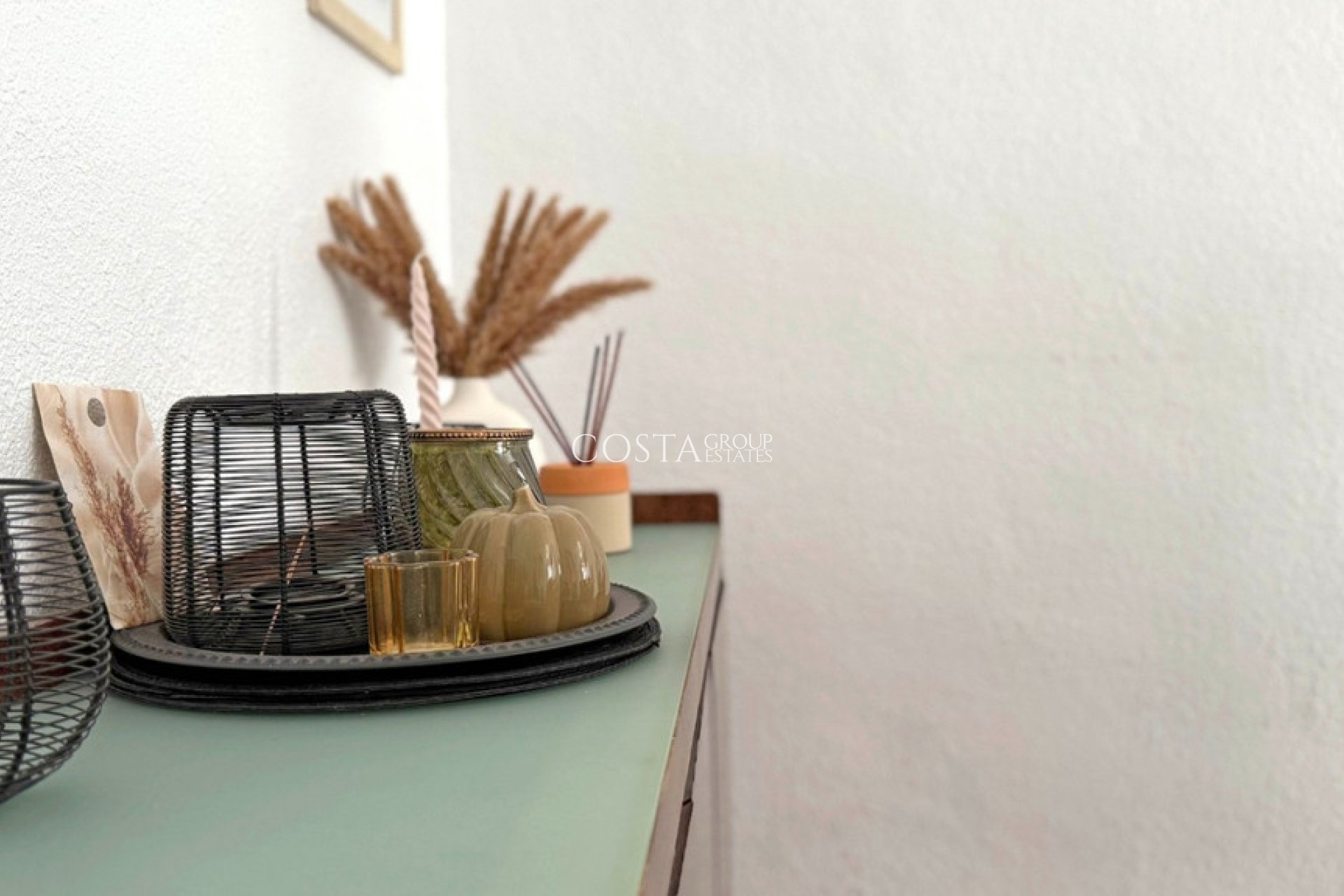 Odsprzedaż - Apartments -
Torrevieja - Torrevieja Centro