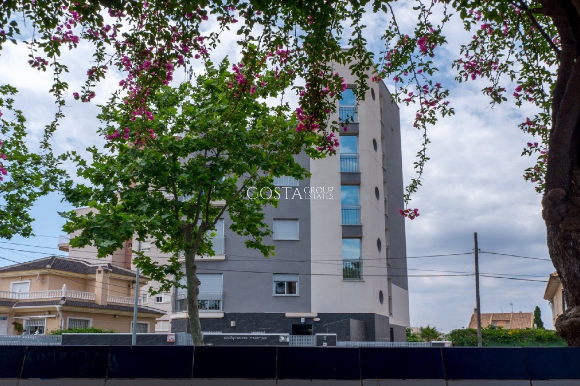 Odsprzedaż - Apartments -
Torrevieja - Torrevieja Centro