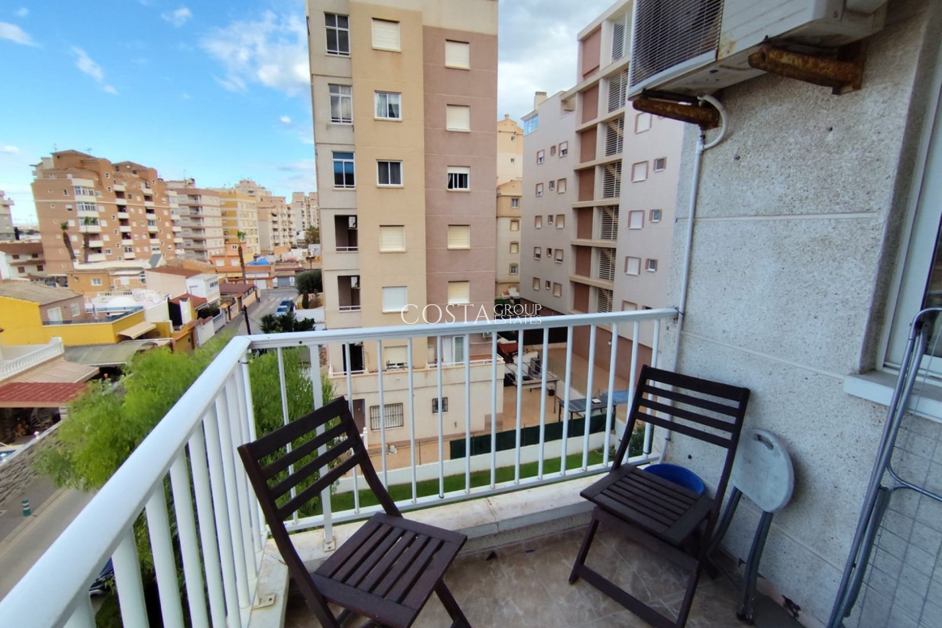 Odsprzedaż - Apartments -
Torrevieja - Torrevieja Centro