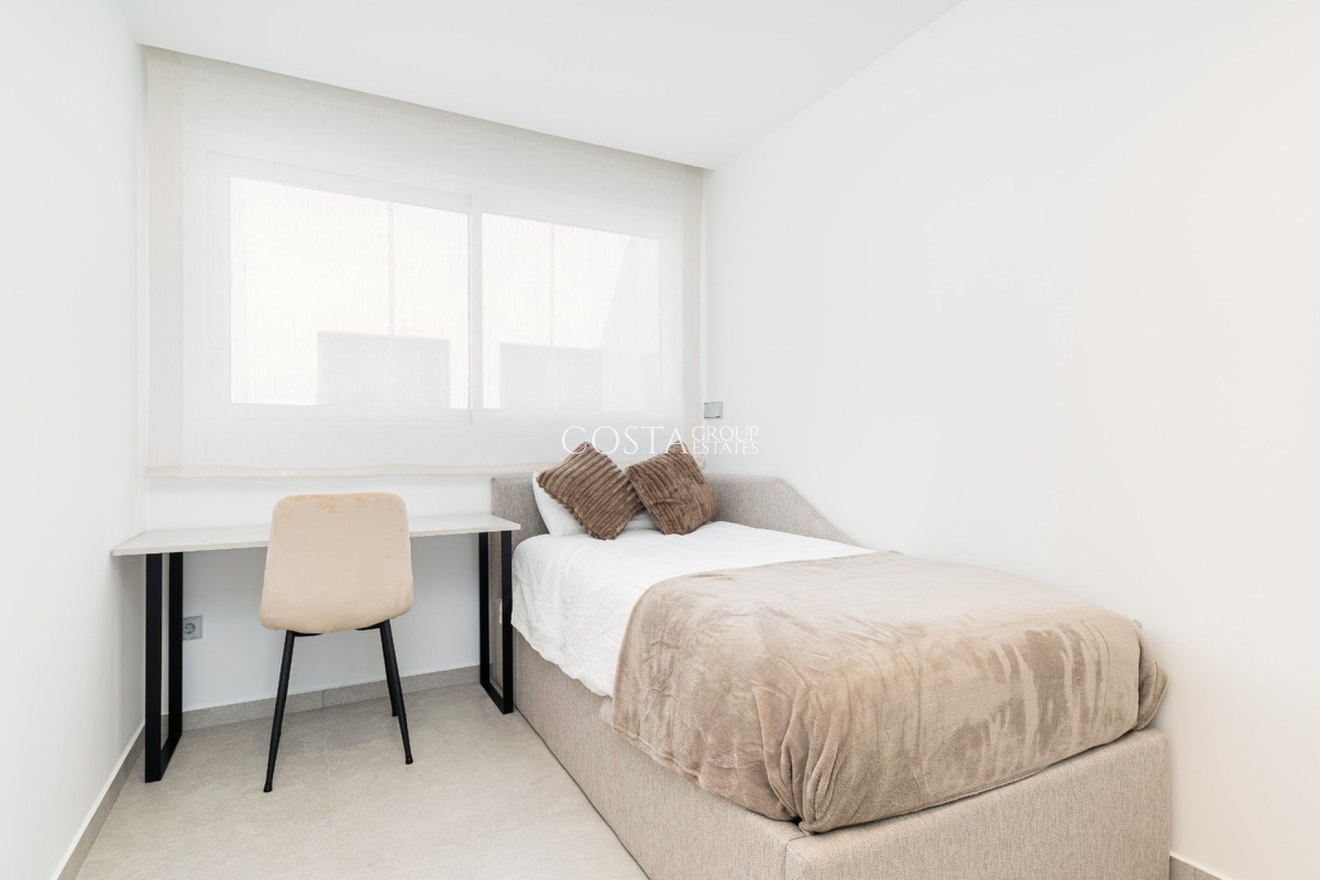 Odsprzedaż - Apartments -
Torrevieja - Torrevieja Centro