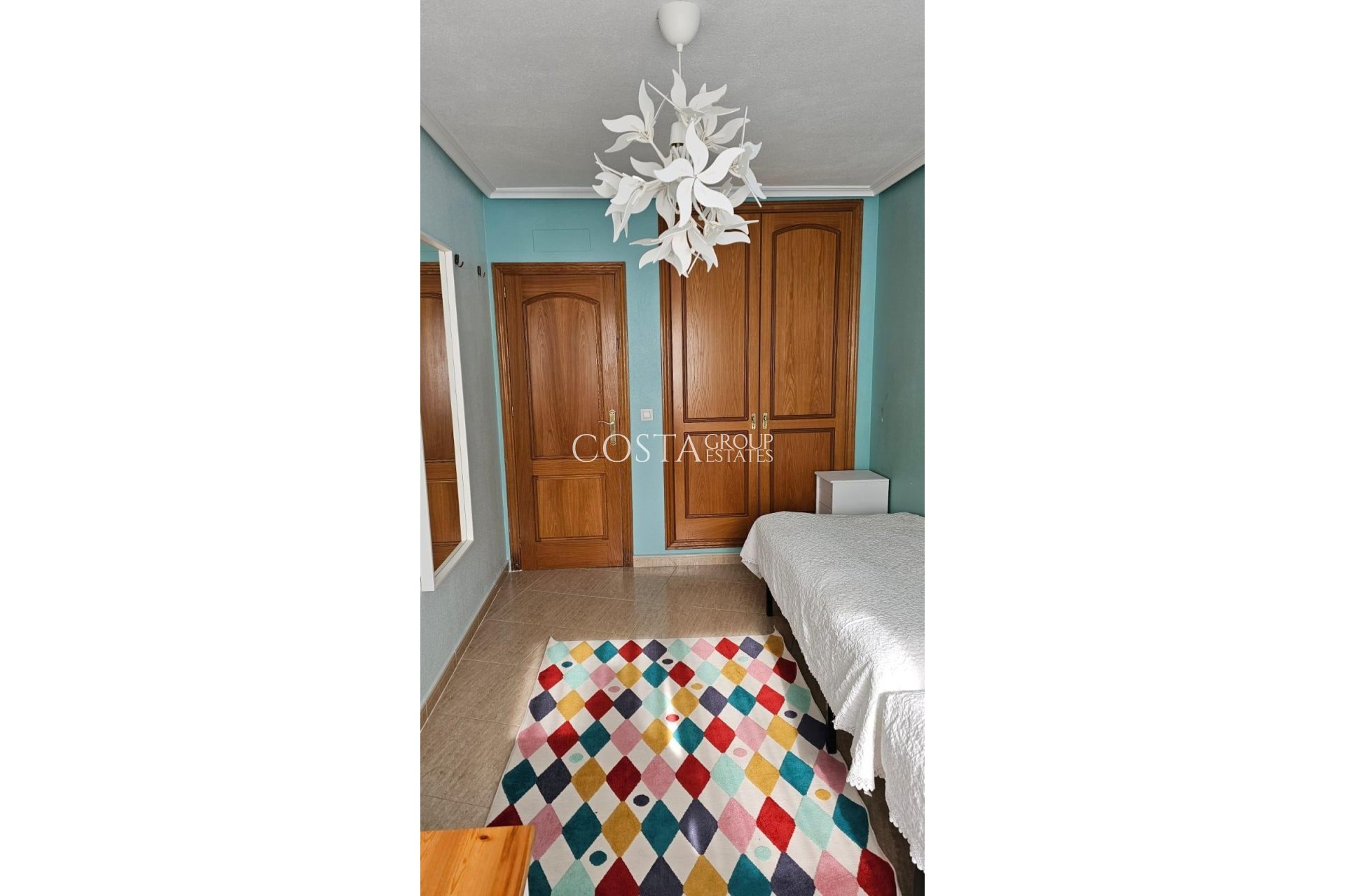 Odsprzedaż - Apartments -
Torrevieja - Torrevieja Centro