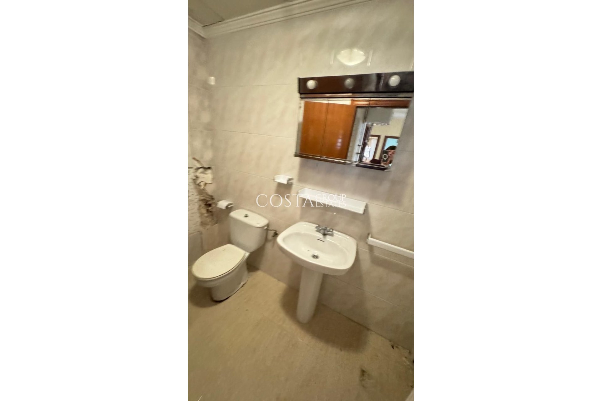 Odsprzedaż - Apartments -
Torrevieja - Torrevieja Centro