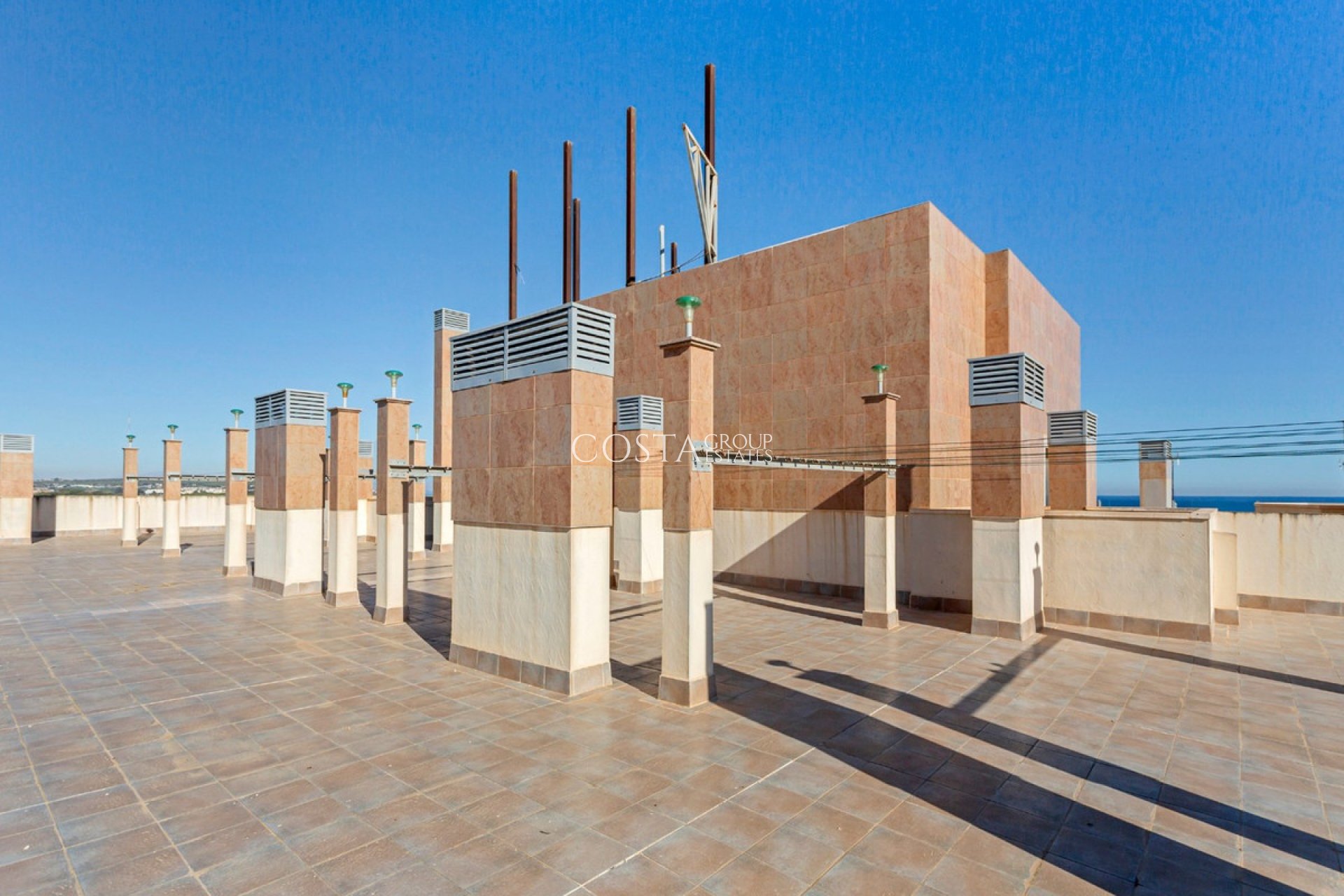 Odsprzedaż - Apartments -
Torrevieja - Torrevieja Centro