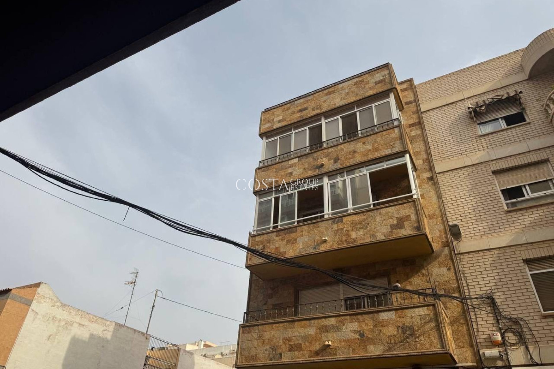 Odsprzedaż - Apartments -
Torrevieja - Torrevieja Centro