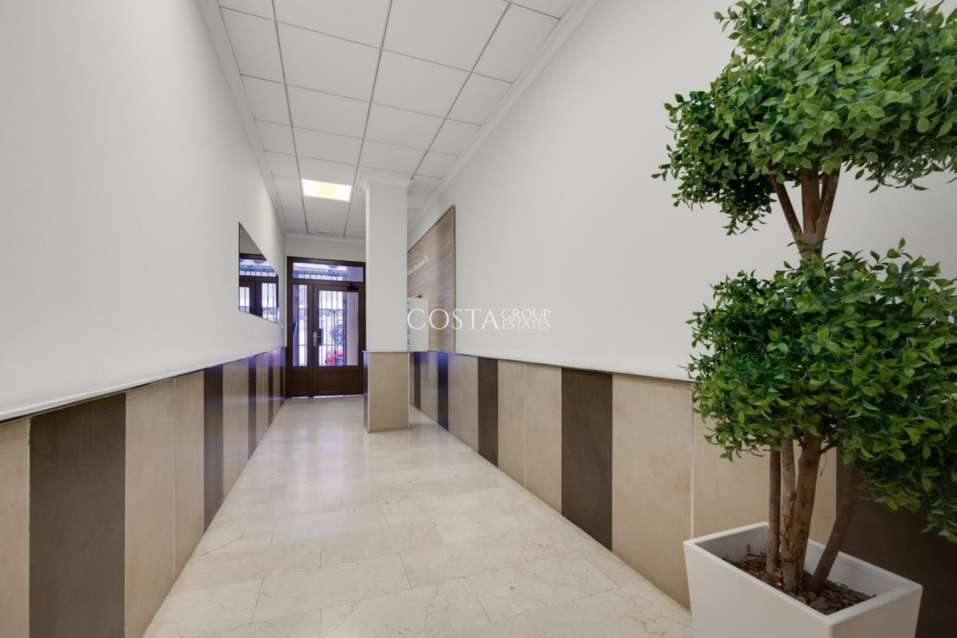 Odsprzedaż - Apartments -
Torrevieja - Torrevieja Centro