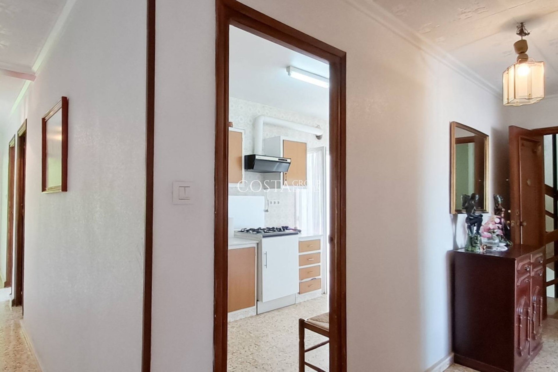 Odsprzedaż - Apartments -
Torrevieja - Torrevieja Centro