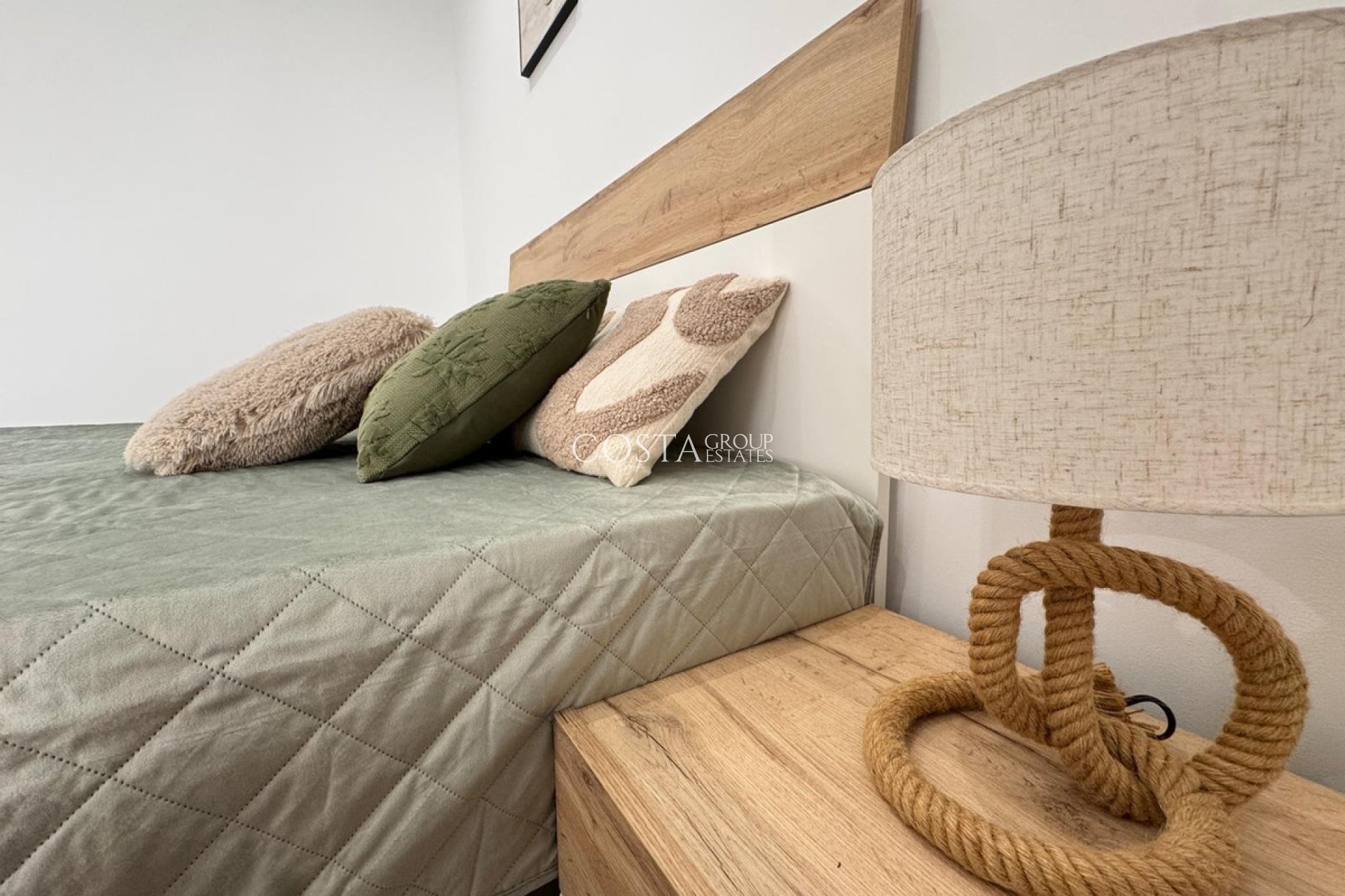 Odsprzedaż - Apartments -
Torrevieja - Torrevieja Centro