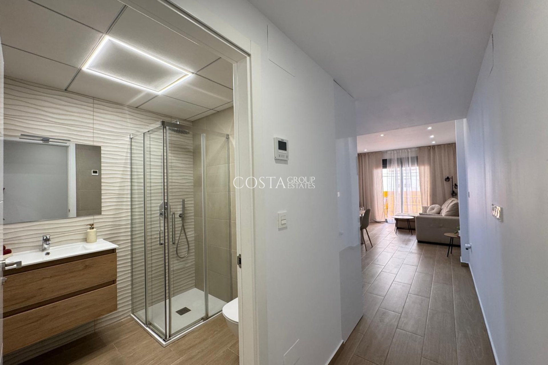 Odsprzedaż - Apartments -
Torrevieja - Torrevieja Centro