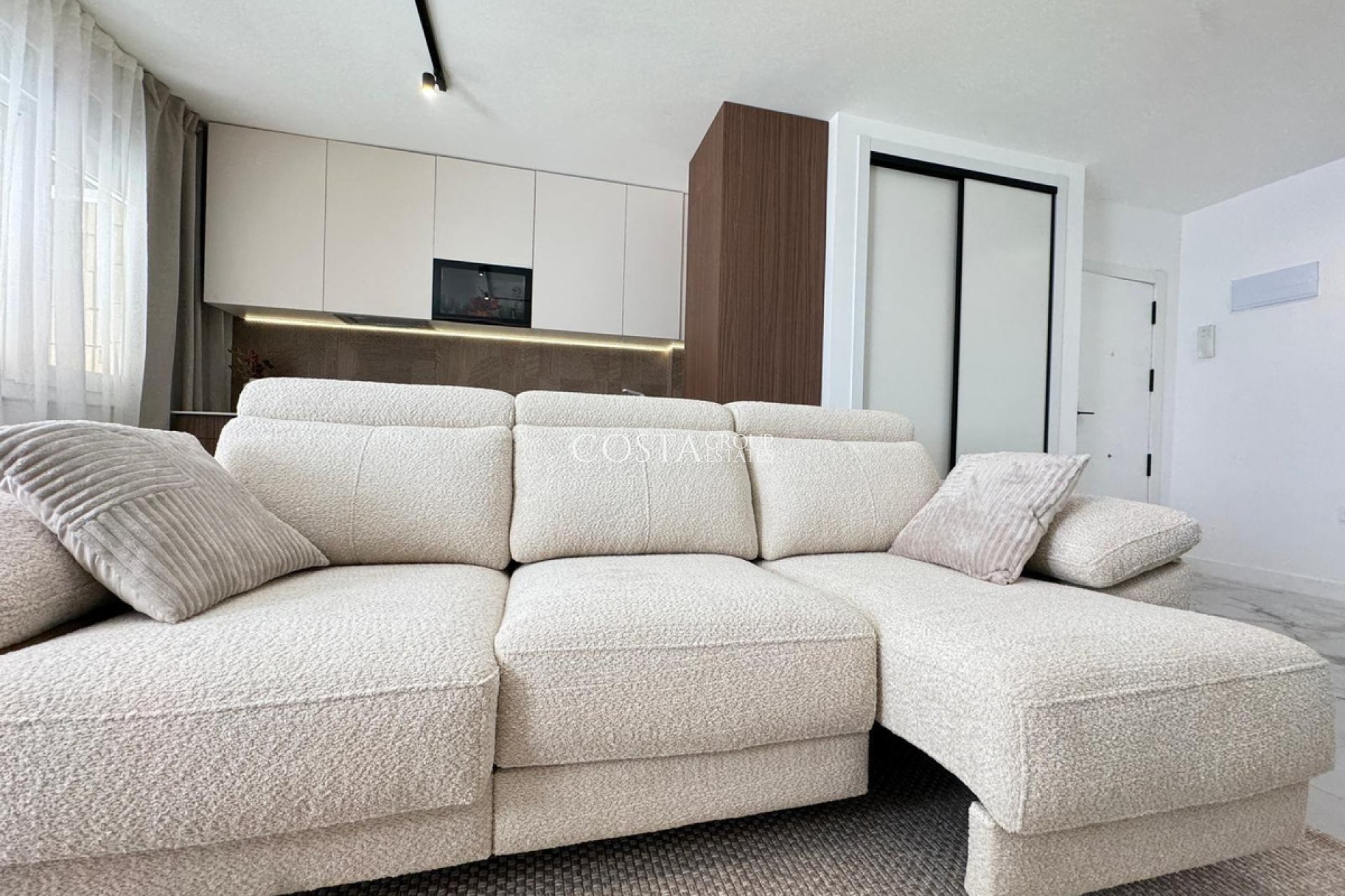 Odsprzedaż - Apartments -
Torrevieja - Torrevieja Centro