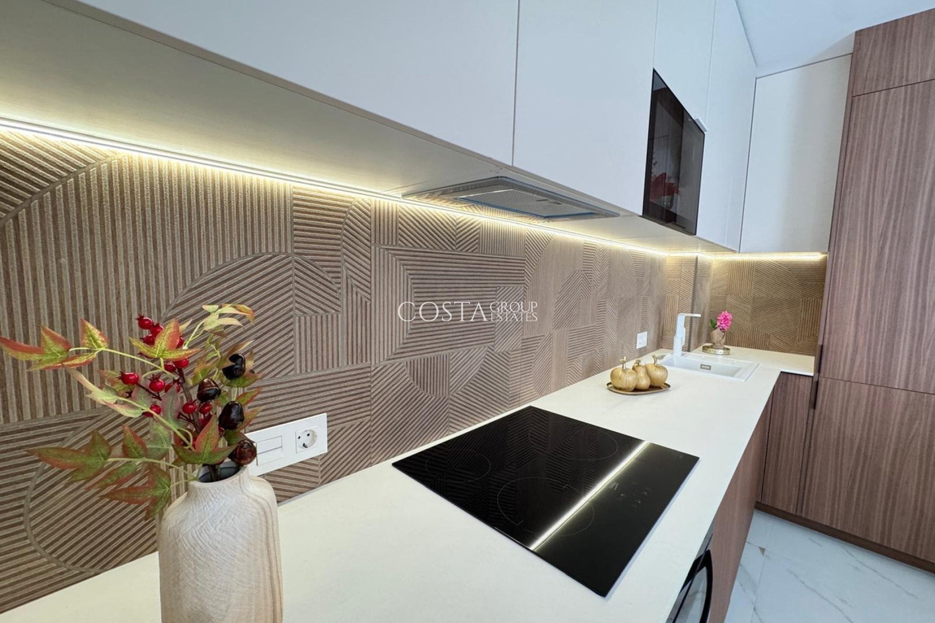 Odsprzedaż - Apartments -
Torrevieja - Torrevieja Centro