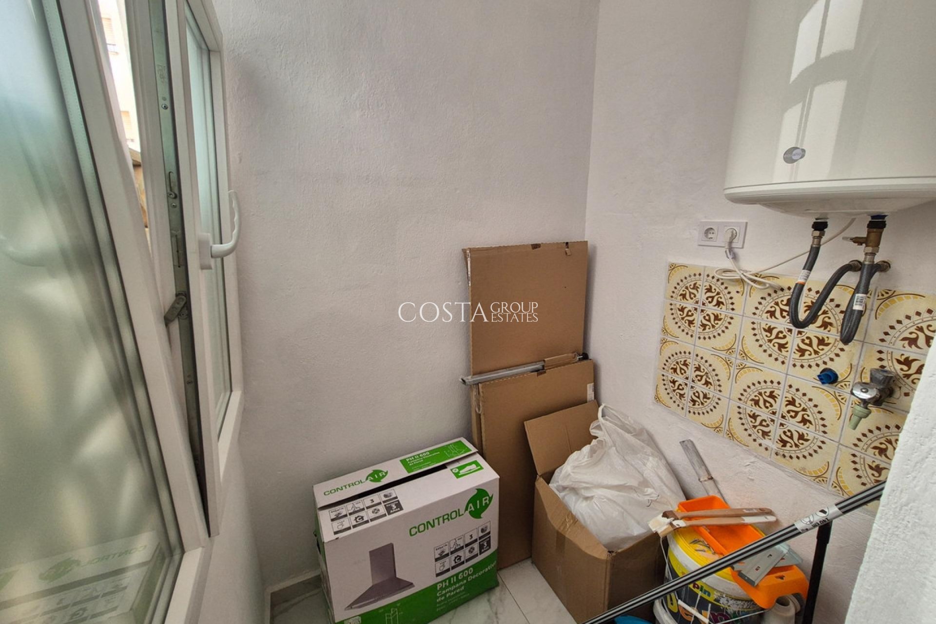 Odsprzedaż - Apartments -
Torrevieja - Torrevieja Centro