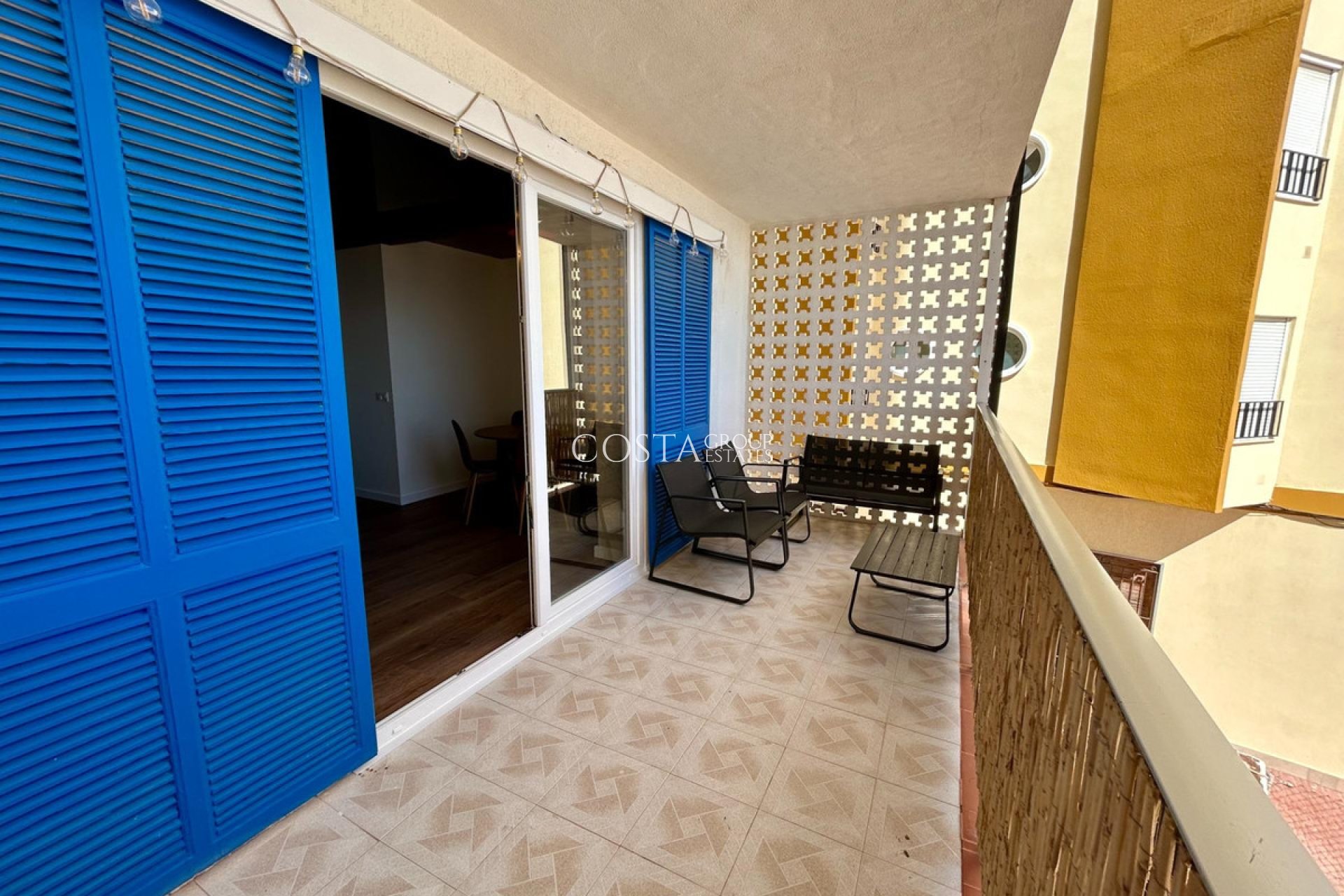 Odsprzedaż - Apartments -
Torrevieja - Torrevieja Centro