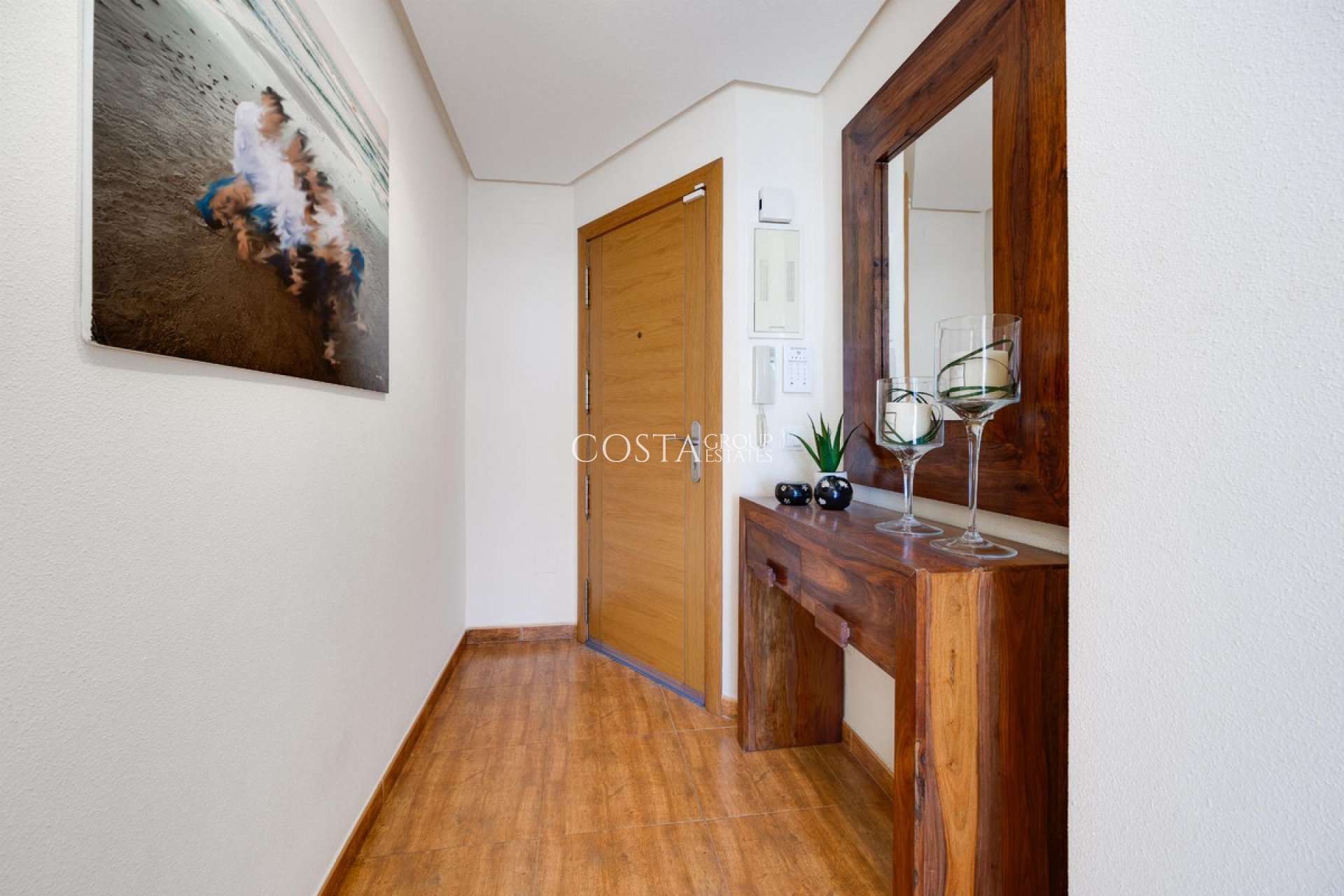 Odsprzedaż - Apartments -
Torrevieja - Torrevieja Centro