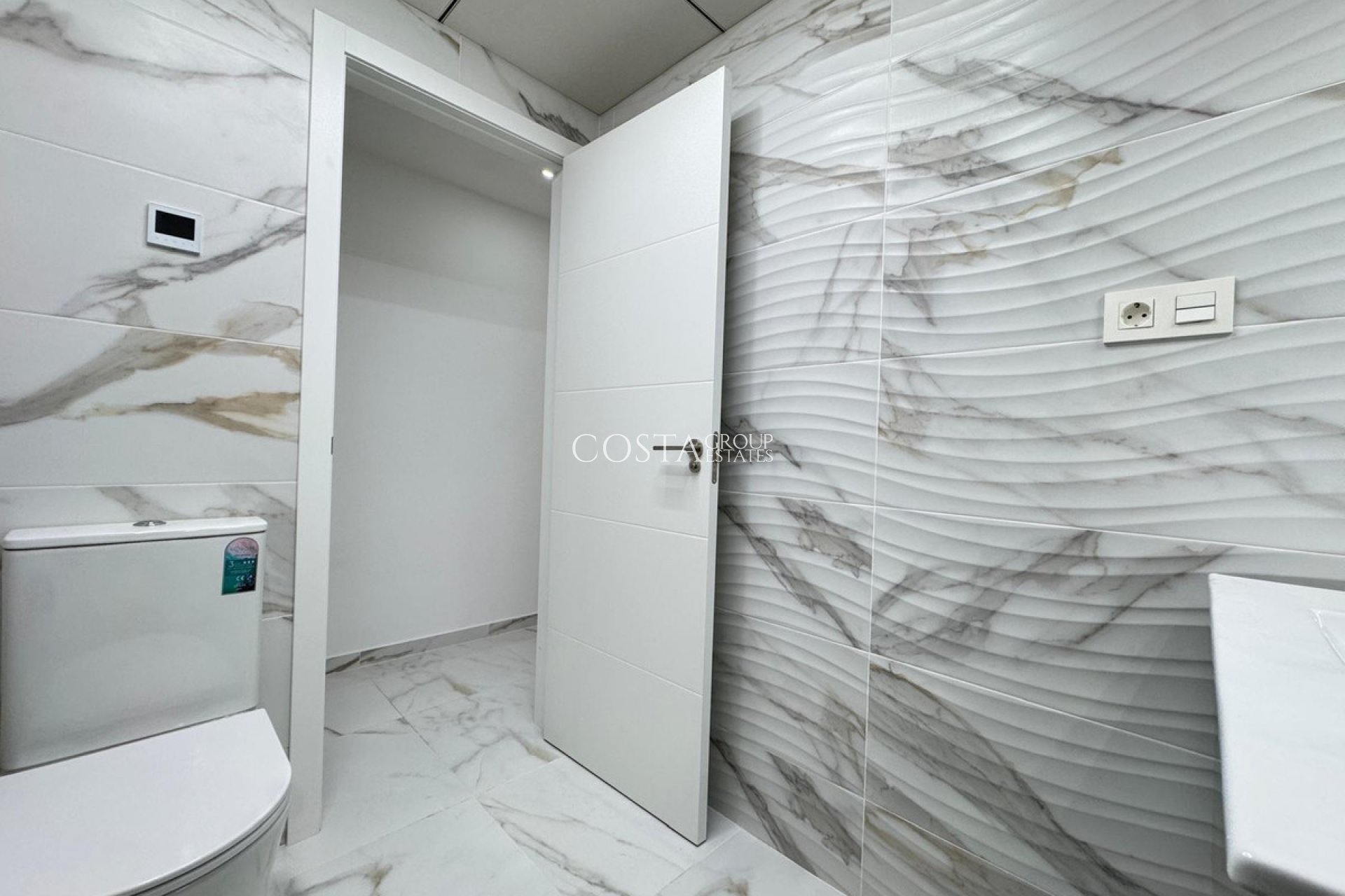 Odsprzedaż - Apartments -
Torrevieja - Torrevieja Centro