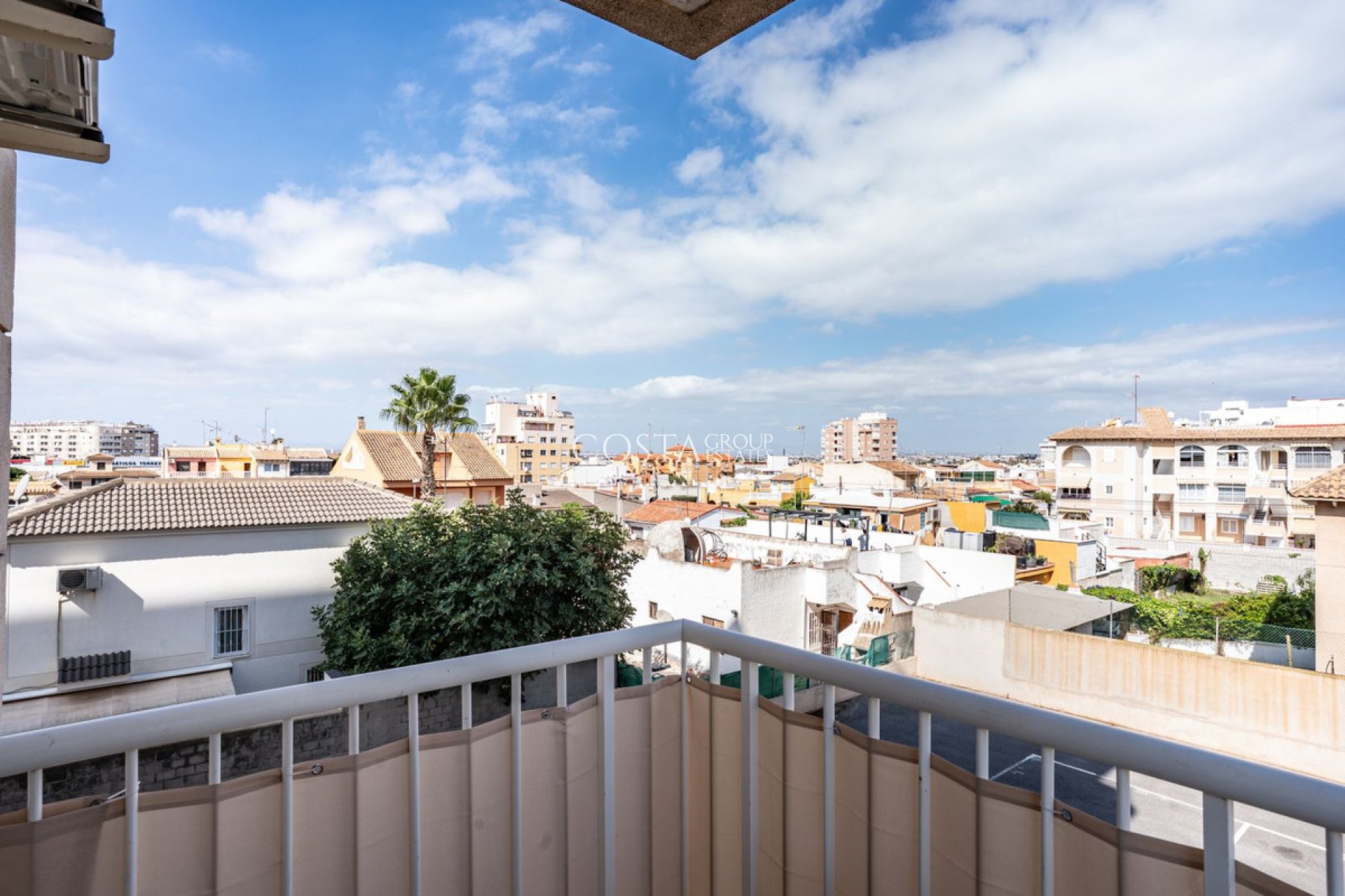 Odsprzedaż - Apartments -
Torrevieja - Torrevieja Centro