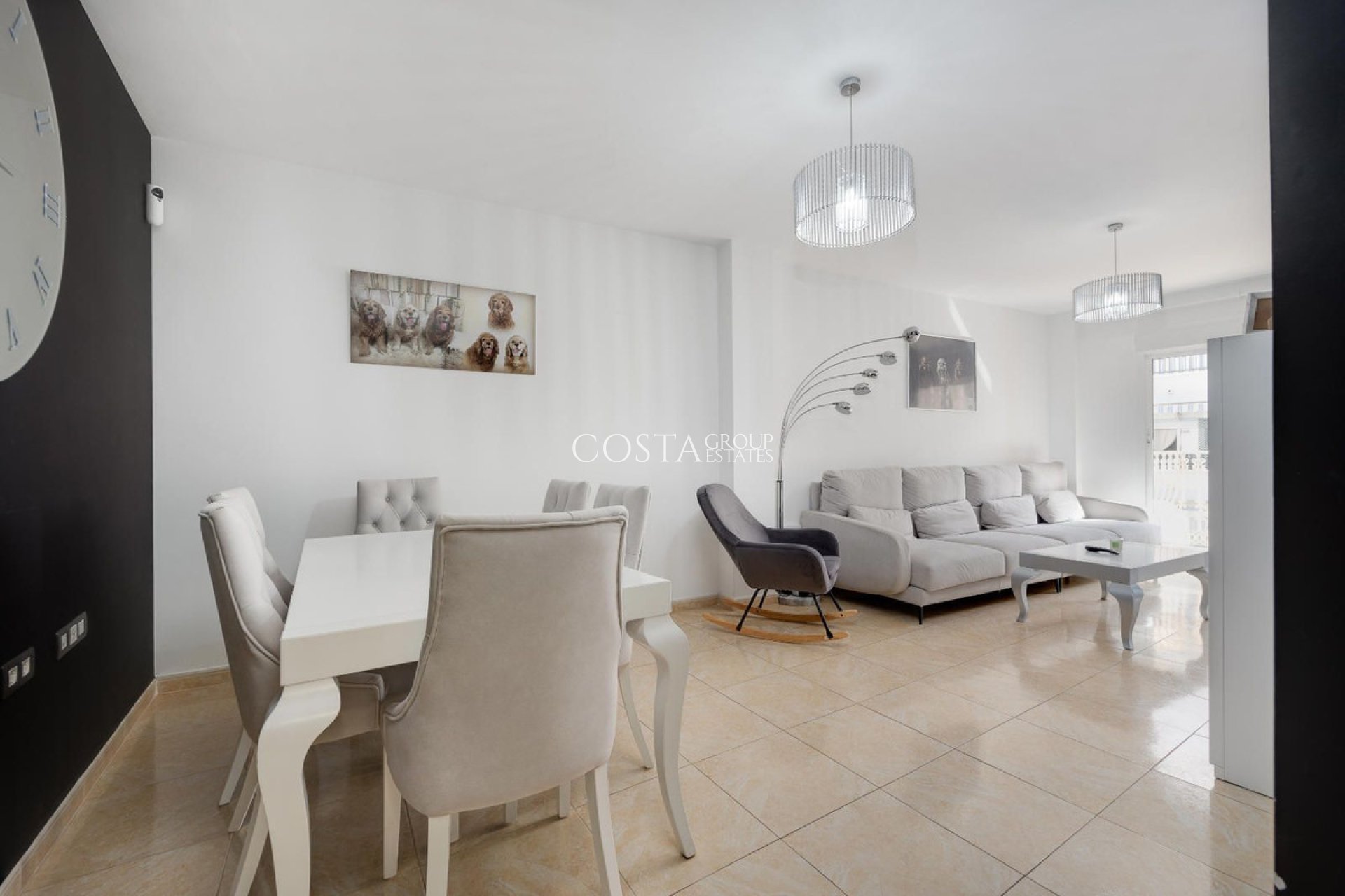Odsprzedaż - Apartments -
Torrevieja - Torrevieja Centro