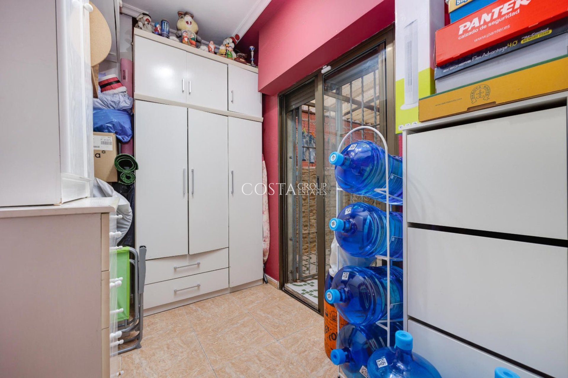 Odsprzedaż - Apartments -
Torrevieja - Torrevieja Centro